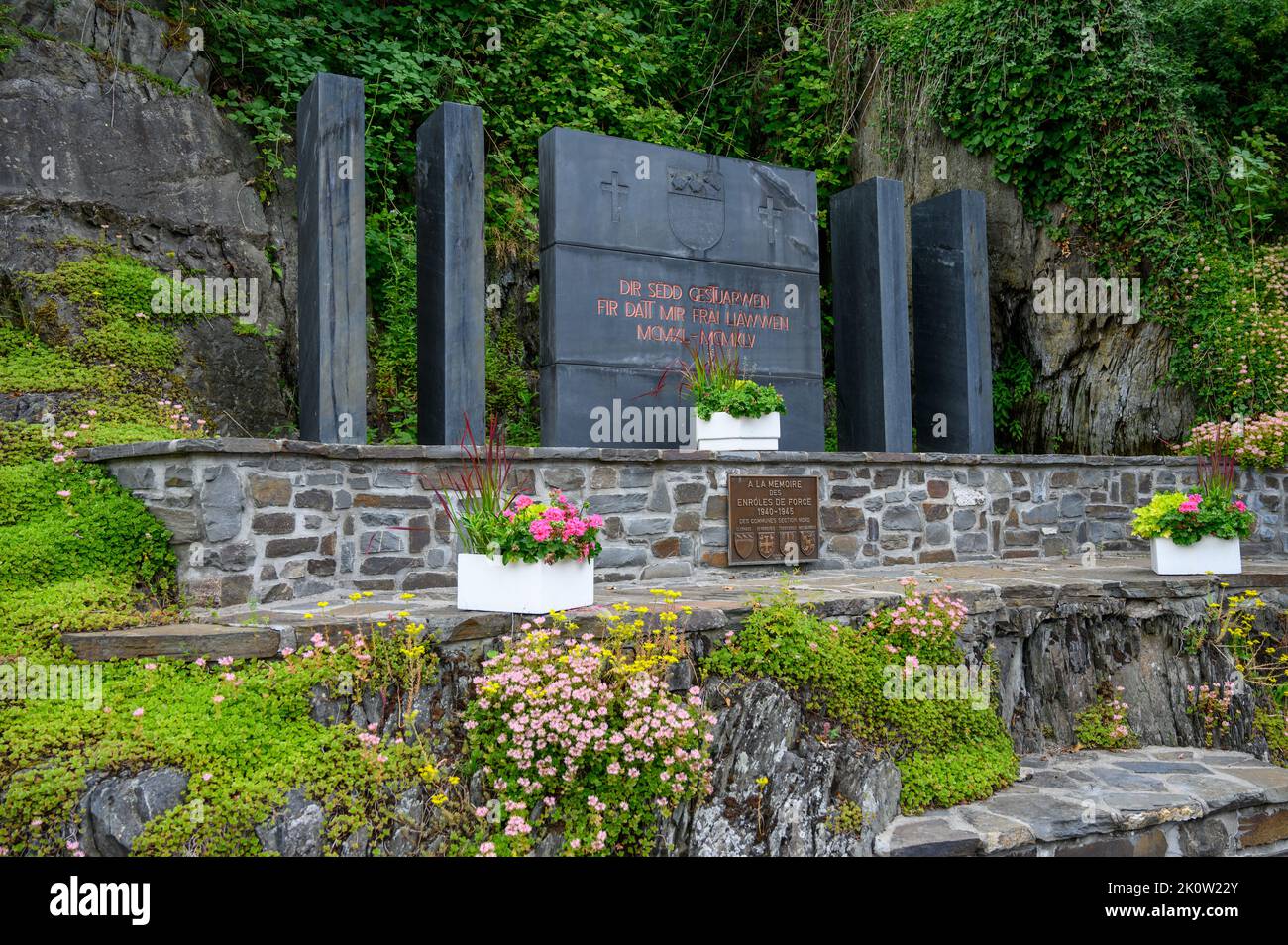 Denkmal des Zweiten Weltkriegs für die gefallenen Soldaten in Clervaux, Luxemburg. Stockfoto