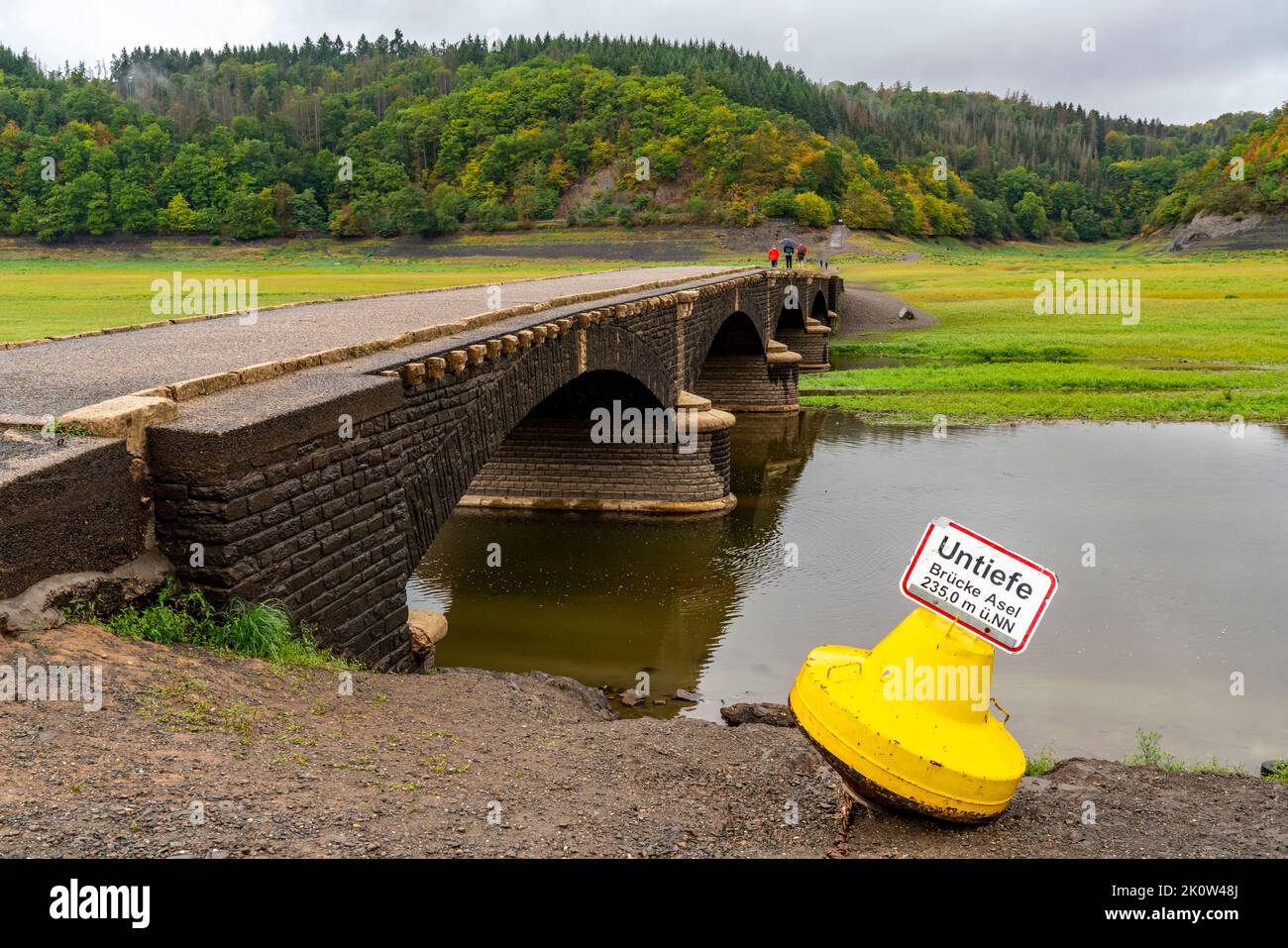 Brucke Asel Fotos Und Bildmaterial In Hoher Aufl sung Alamy brucke-asel-fotos-und-bildmaterial-in-hoher-aufl-sung-alamy
