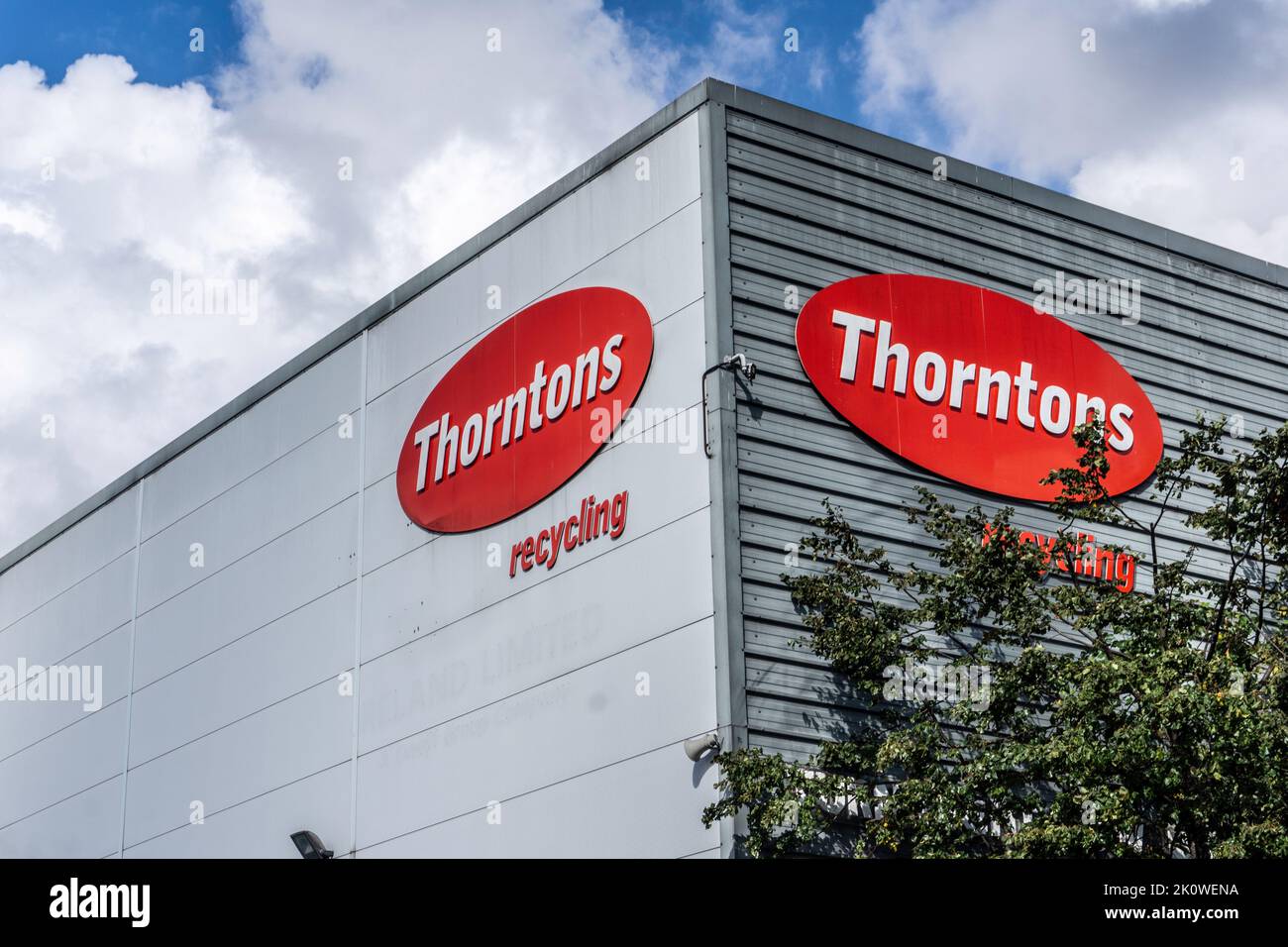 Teil des Thornton Recycling Business im Park West Industrial Park in West Dublin. Irland. Stockfoto