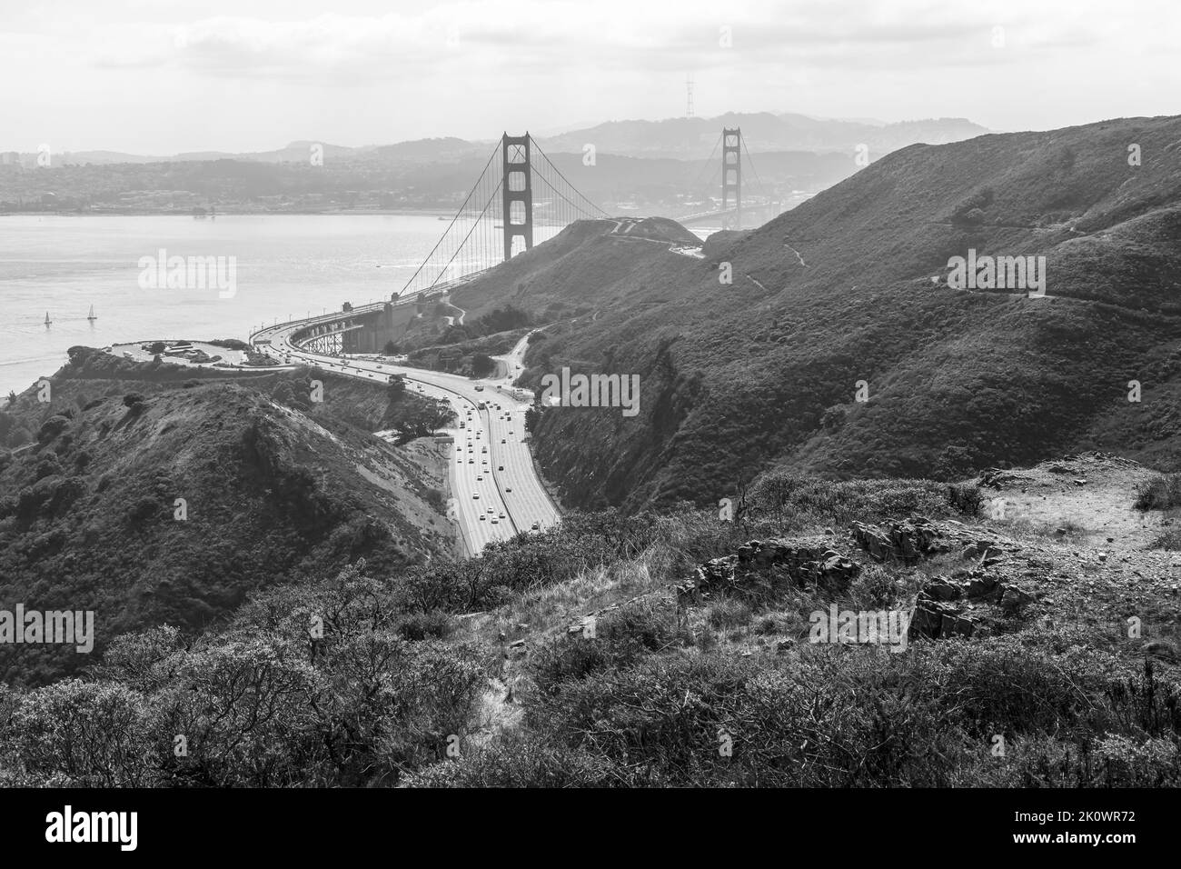 Die Golden Gate Bridge bietet einen Blick auf die Marin Headlands Sausalito, Kalifornien Stockfoto