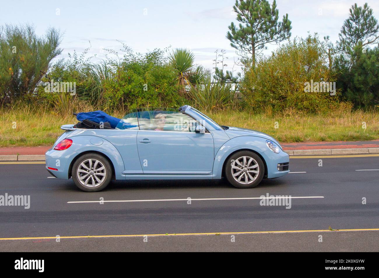 2015 VW VOLKSWAGEN BEETLE 1197cc 6 Schaltgetriebe; beim Southport Classic Car und Speed Event UK Stockfoto