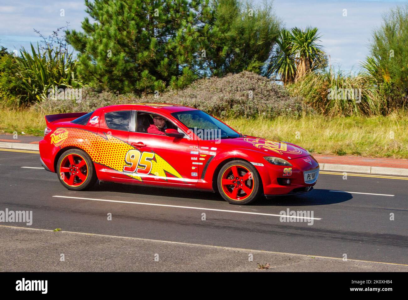 2006 Red MAZDA RX-8 192PS 2616cc Benziner 5-Gang Schaltgetriebe Stockfoto