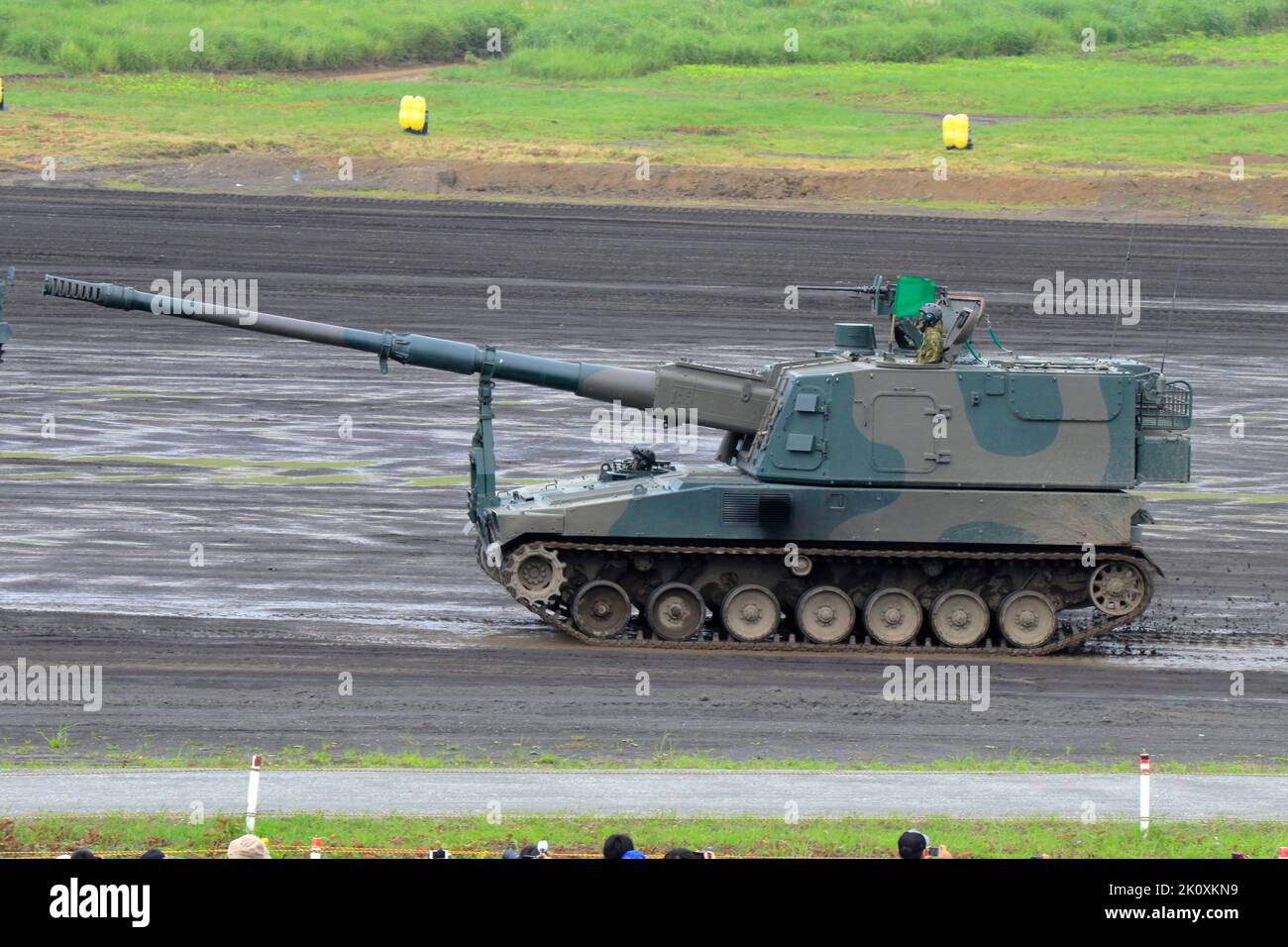 Die selbstfahrende Haubitze Typ 99 155 mm der JGSDF Stockfoto