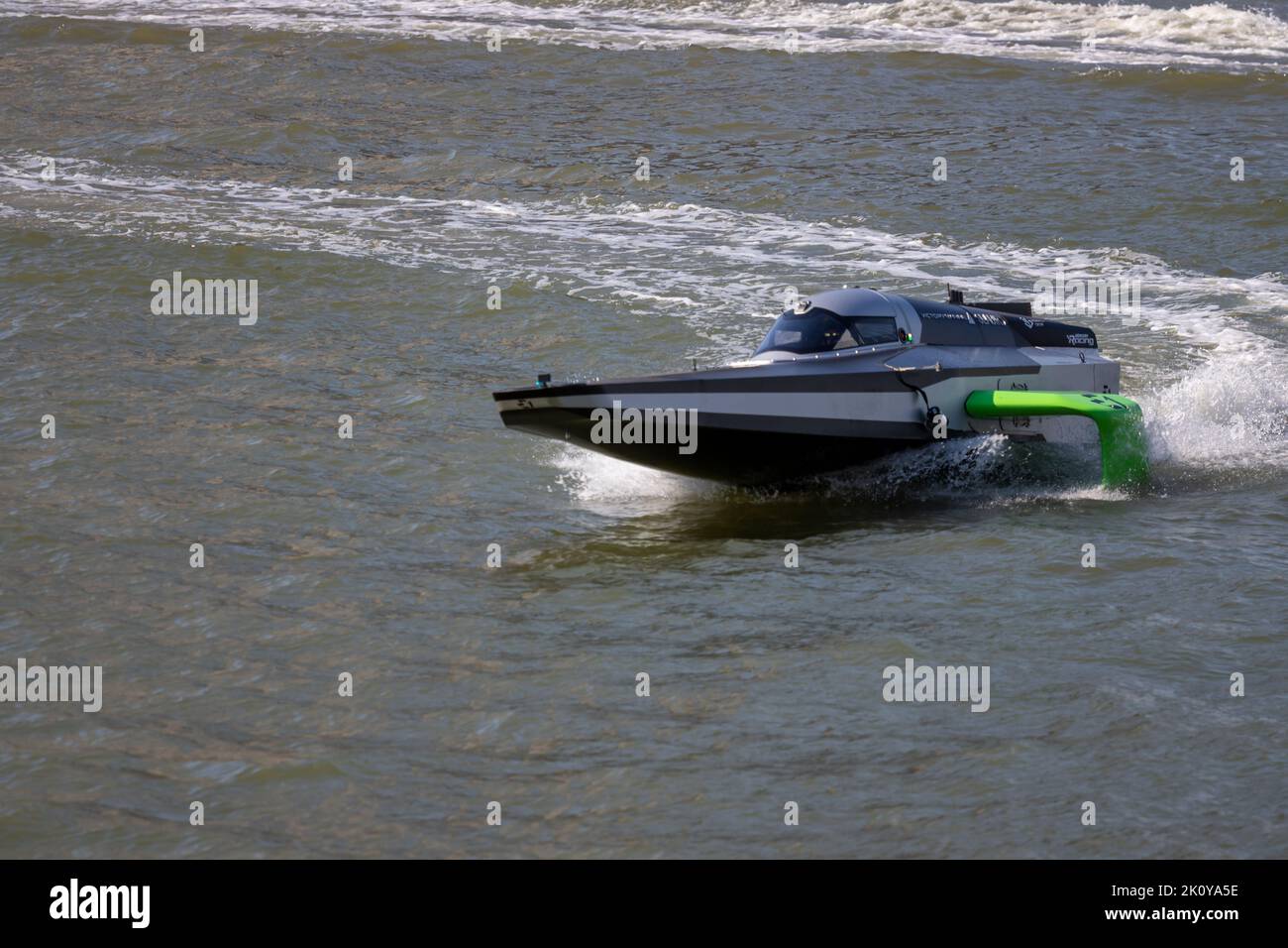 Die Racebird, elektrische Schnellboot E 1 Serie auf dem Wereld Havendagen in Rotterdam, Niederlande Stockfoto