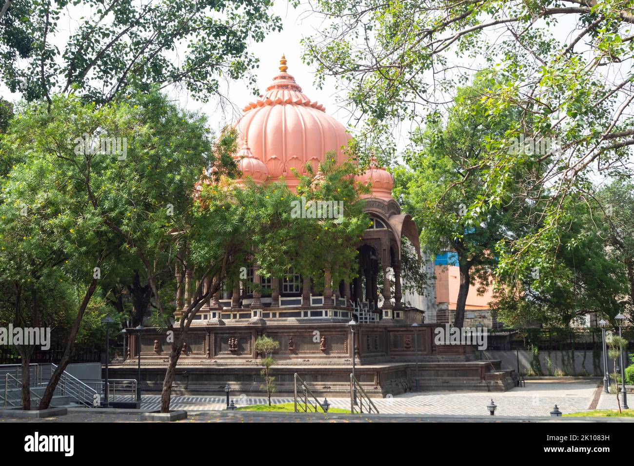 Boliya Sarkar KI Chhatri, Indore, Madhya Pradesh. Auch bekannt als Malhar Rao Chhatri. Indische Architektur. Alte Architektur des indischen Tempels. Stockfoto