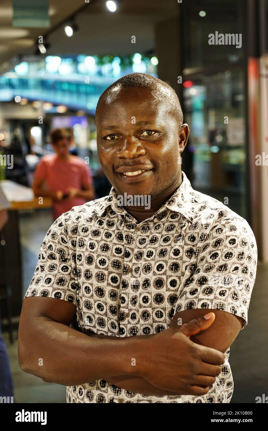 Edward Mukiibi, ein in Uganda geborener Landwirt, Erzieher und Sozialunternehmer, wurde zum Präsidenten von Slow Food ernannt. Turin, Italien - September 2022 Stockfoto