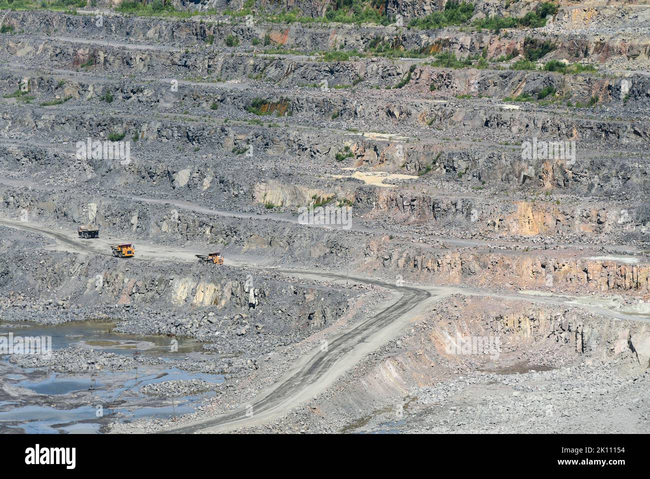 Die Technik funktioniert in einem großen Bergbaubruch. Stockfoto