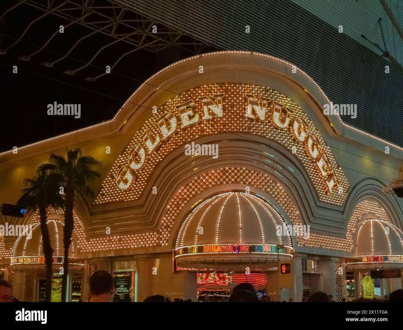 Las Vegas USA - 15 2008. August; hell erleuchteter Eingang zum Golden Nugget Casino und Hotel in Fremont oder der Altstadt Stockfoto