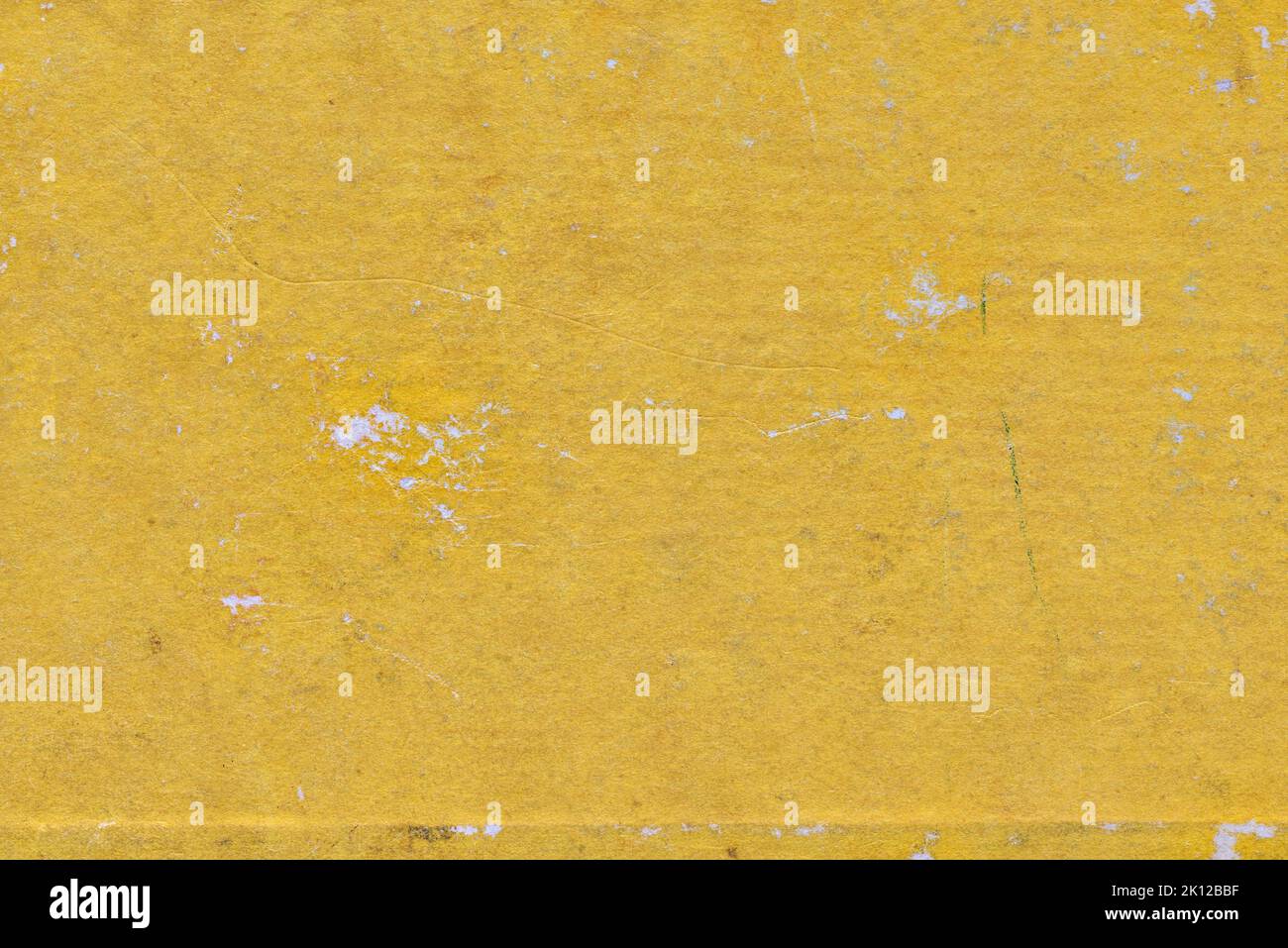 Detailreiche alte gelbe Kartonstruktur Stockfoto