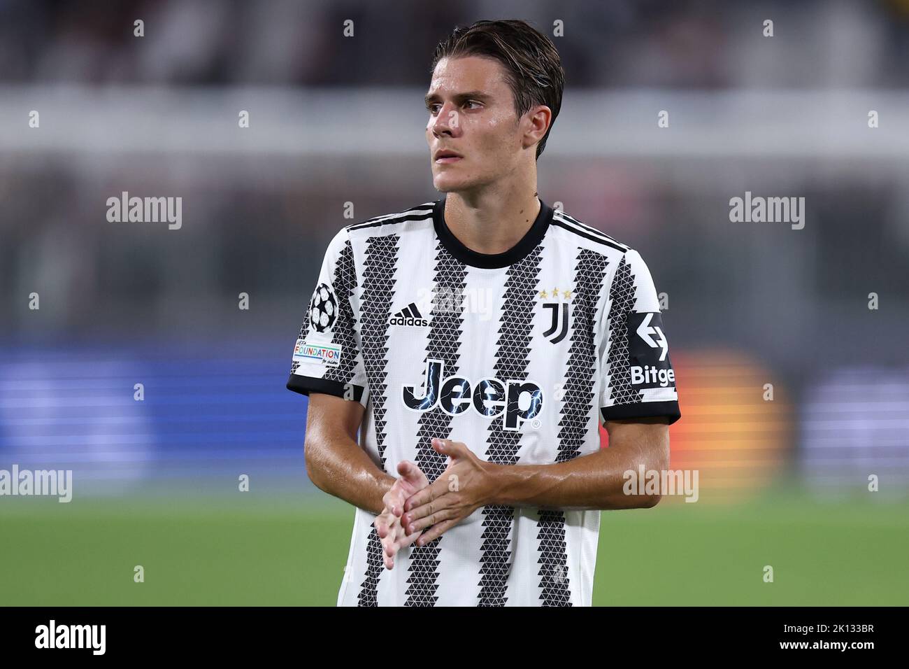 Nicolo Fagioli von Juventus FC schaut während des UEFA Champions League Gruppe H Spiels zwischen Juventus FC und SL Benfica am 14. September 2022 im Allianz Stadium in Turin, Italien, auf. Stockfoto