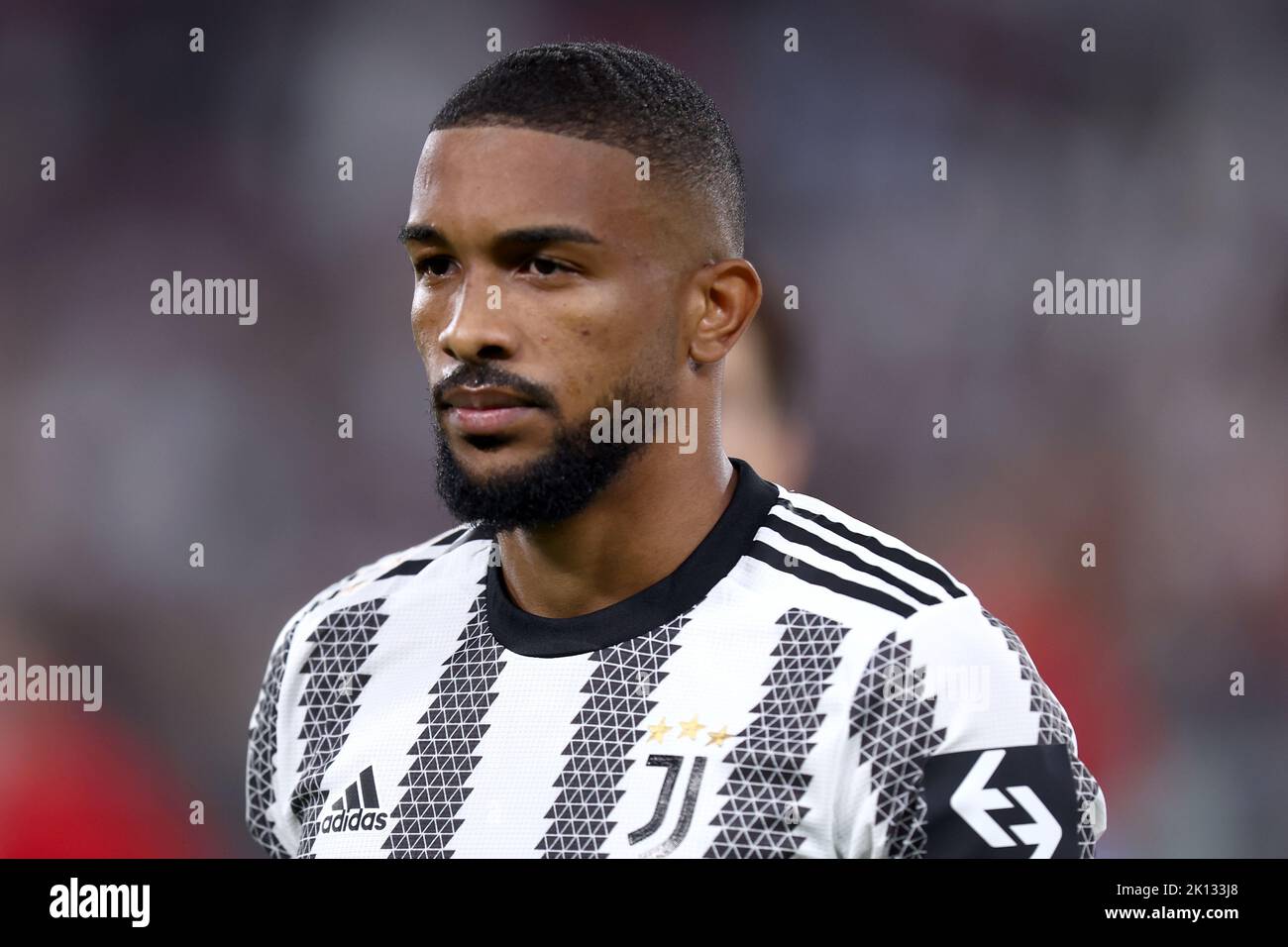 Gleison Bremer von Juventus FC schaut während des UEFA Champions League Gruppe H Spiels zwischen Juventus FC und SL Benfica am 14. September 2022 im Allianz Stadium in Turin, Italien, auf. Stockfoto