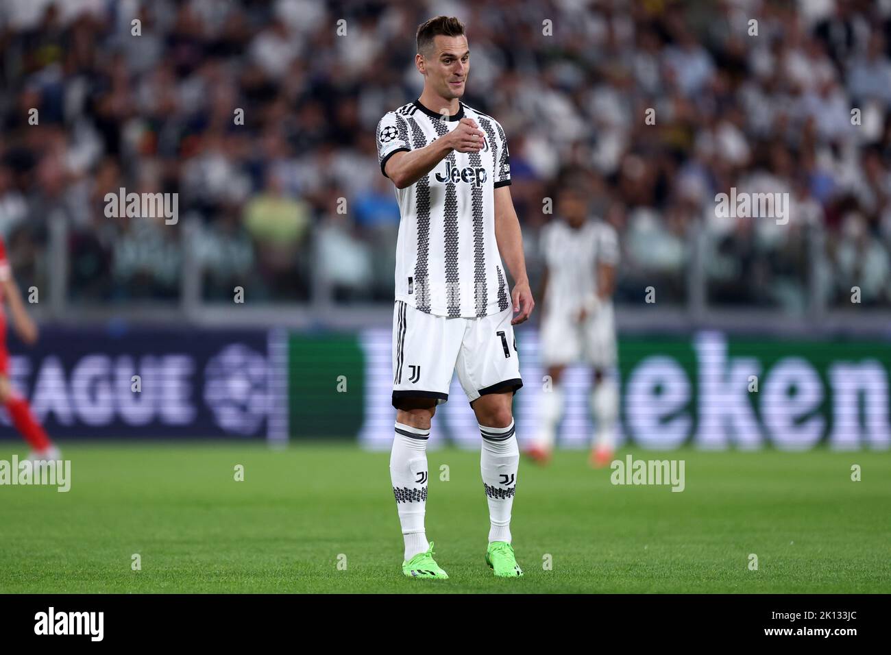 Arkadiusz Milik von Juventus FC zeigt sich während des UEFA Champions League Gruppe H-Spiels zwischen Juventus FC und SL Benfica am 14. September 2022 in Turin, Italien, im Allianz Stadium. Stockfoto