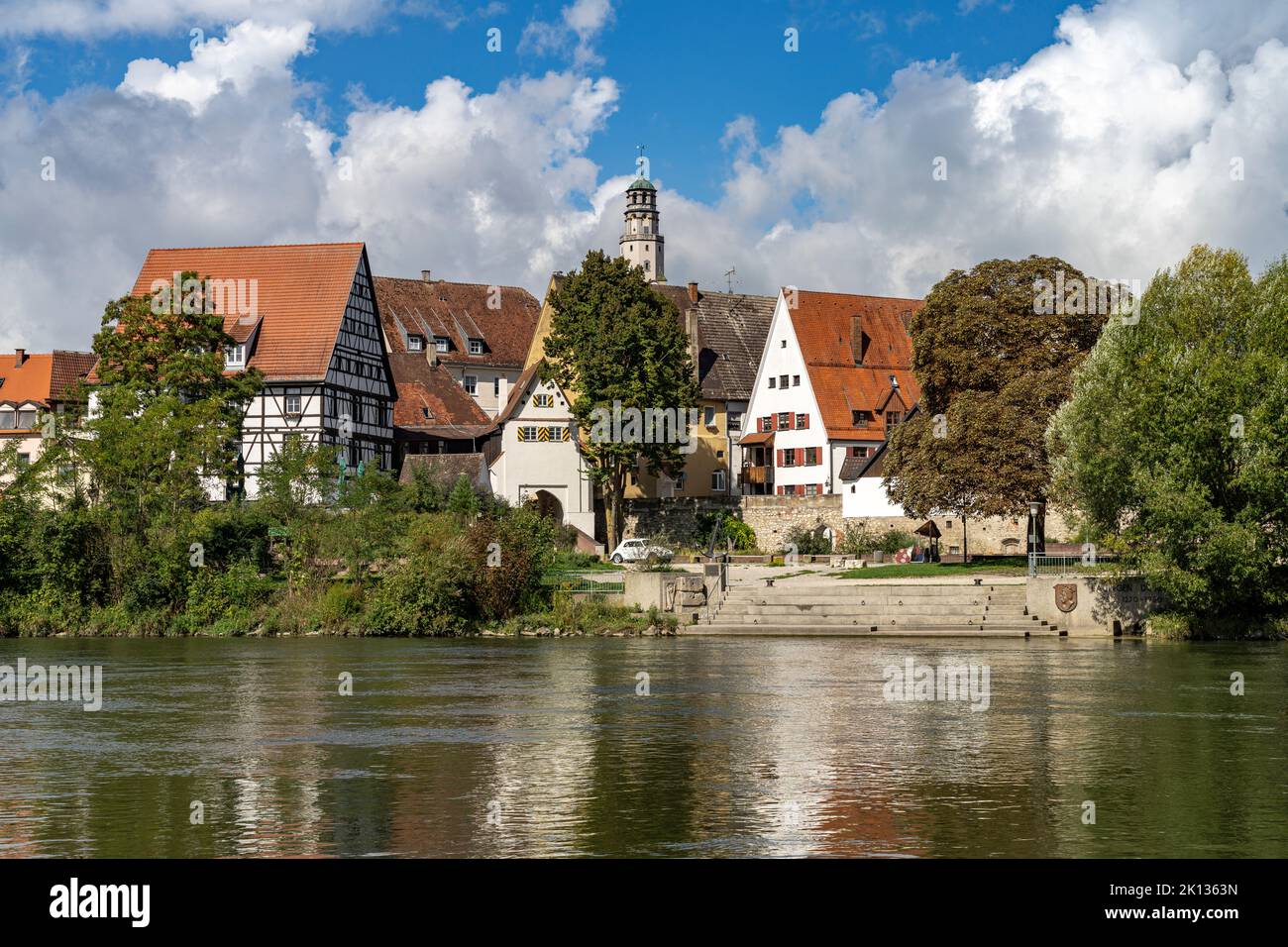 Donauufer in Lauingen Donau, Bayern, Deutschland | Donauufer in Lauingen, Bayern, Deutschland Stockfoto