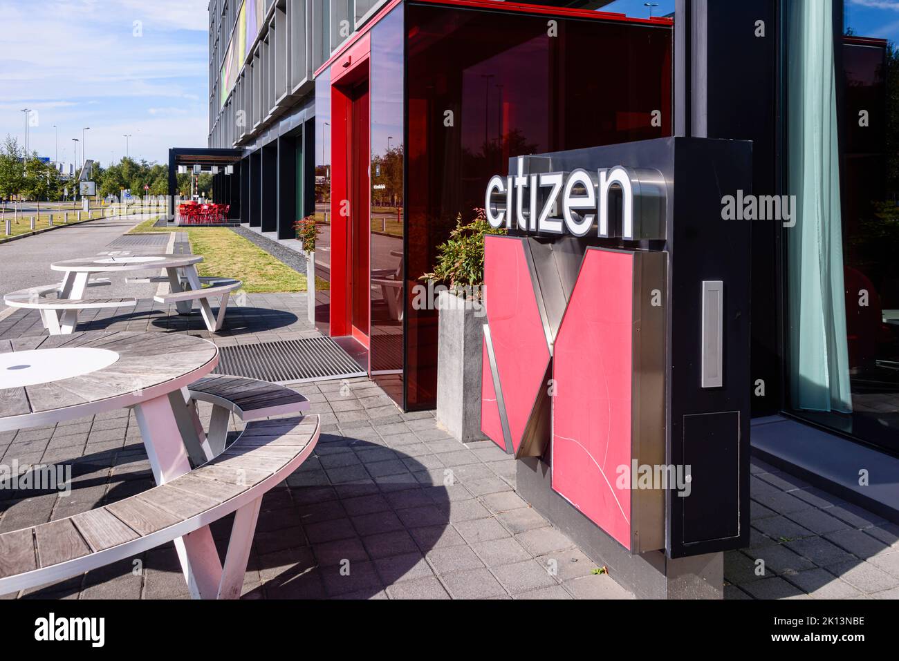 Citizen M Hotel, das kleine Zimmer im POD-Stil hat, Schiphol Airport, Niederlande Stockfoto