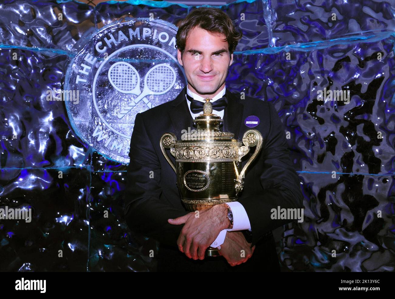 Datei-Foto vom 08-07-2012 von Roger Federer, der angekündigt hat, dass er nach dem Laver Cup aus dem professionellen Tennis ausscheiden wird. Ausgabedatum: Donnerstag, 15. September 2022. Stockfoto
