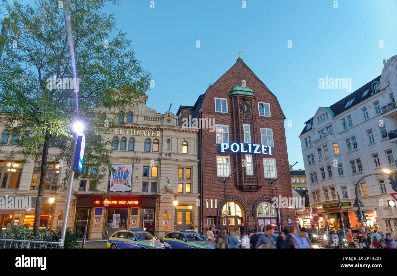 St. Pauli Theater und Davidwache in Hamburg, Deutschland Stockfoto