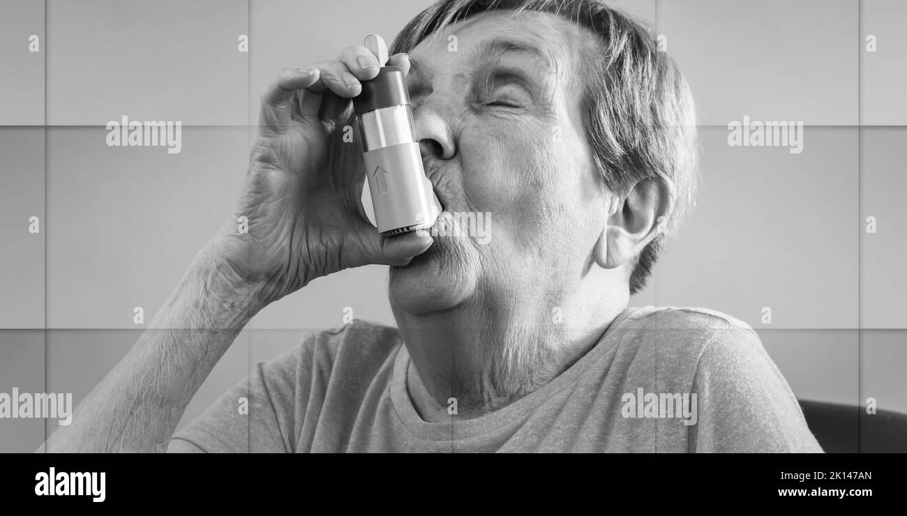 Ältere asthmatische Frau mit einem Inhalator, geometrischem Muster Stockfoto