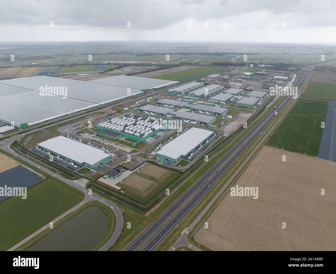 Middenmeer , 29.. August 2022, Niederlande. Rechenzentrum von Microsoft AMS06 in Hollands Kroon. IT-Ausstattung Stockfoto