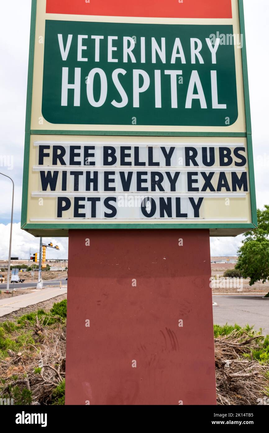 Außenschild für das Tierkrankenhaus Rio Bravo, Albuquerque, New Mexico Stockfoto