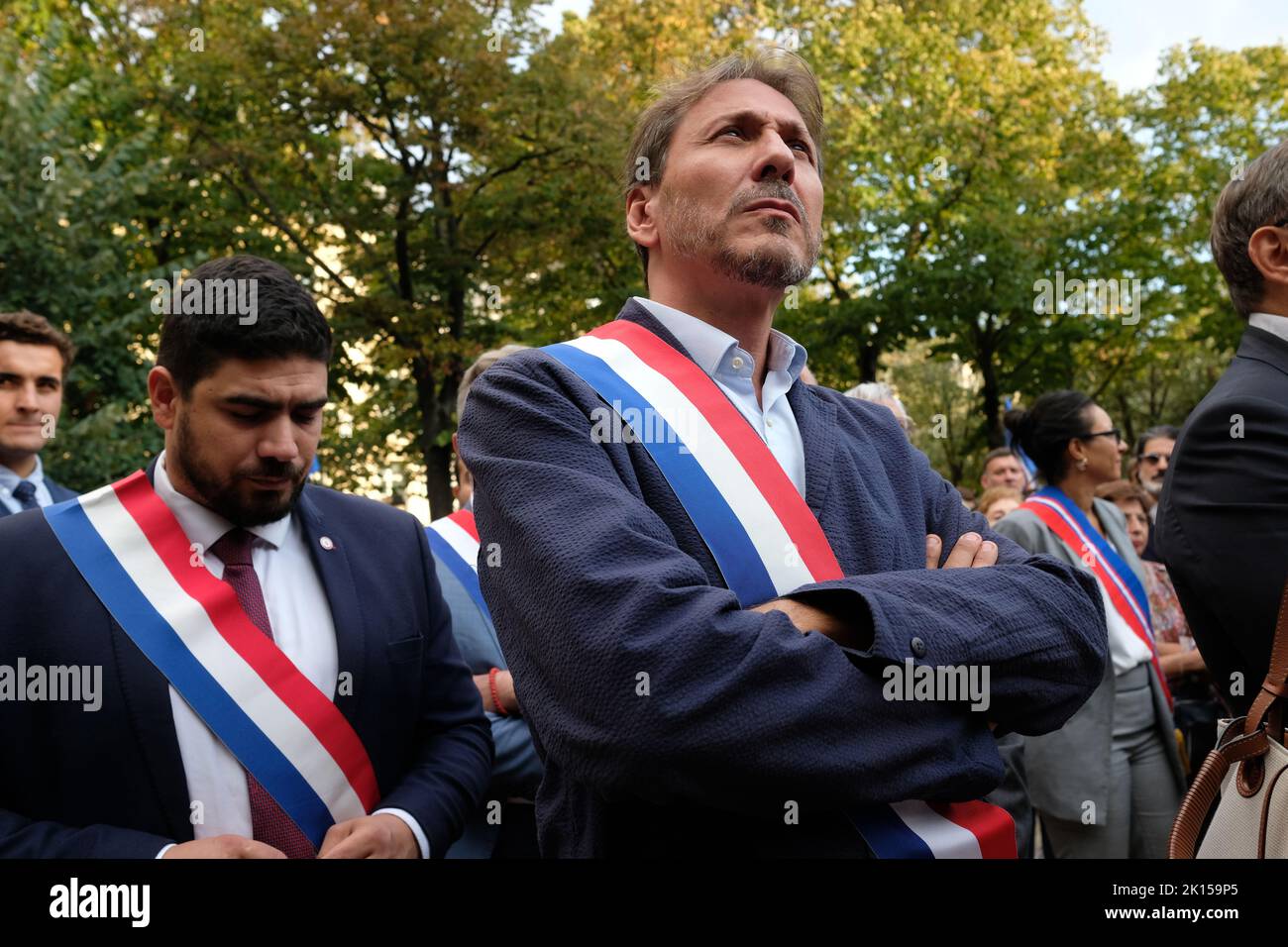 Le député socialiste Jérôme Guedj venu soutenir la cause arménienne, comme son collègue du groupe Renaissance Guillaume Kasbarian Stockfoto