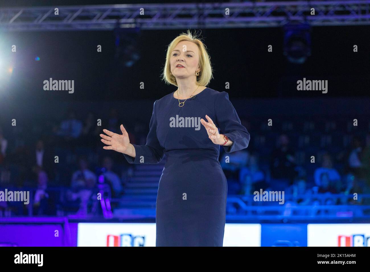 Die letzten Tory Hustings finden heute Abend in Wembley in London statt. Im Bild: Liz Truss hält ihre Rede. Bild aufgenommen am 31.. August 2022. © Belinda Jia Stockfoto