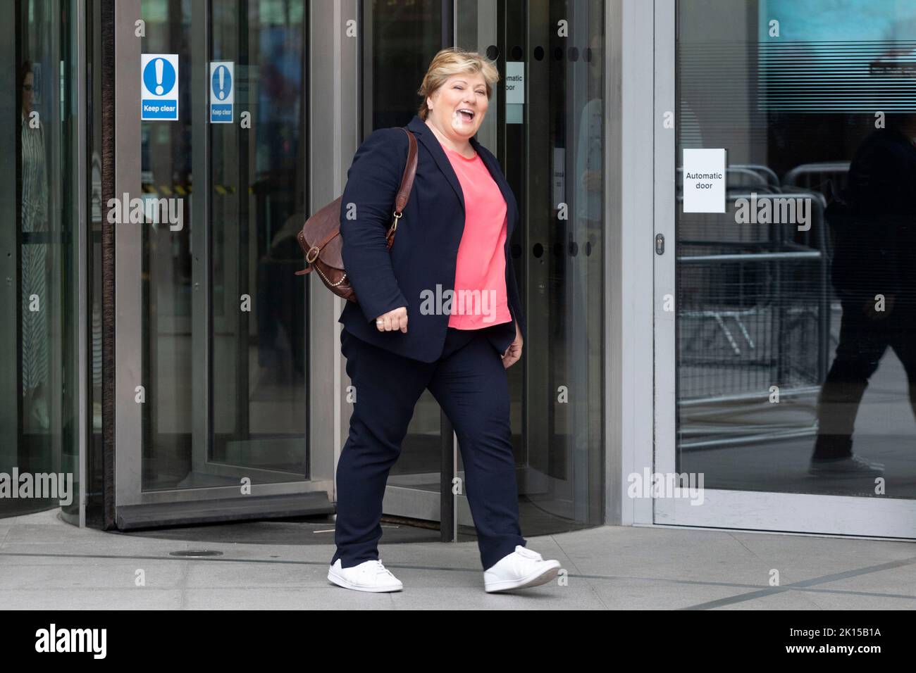 Am Sonntag, dem neuen Flaggschiff der BBC, wird Laura Kuensberg zum ersten Mal an diesem Morgen ausgestrahlt und ersetzt damit die Andrew Marr Show, die zu Gast war Stockfoto