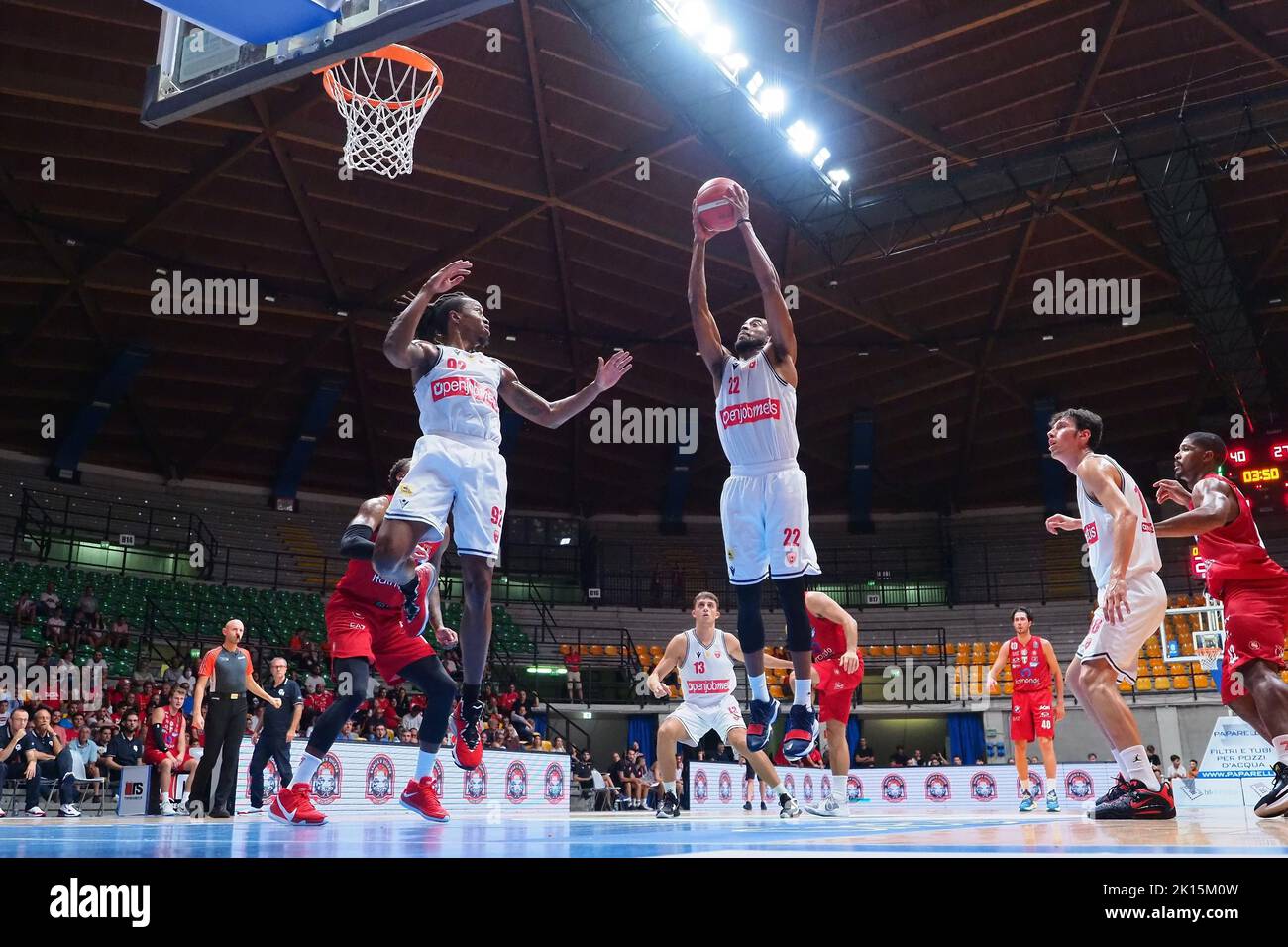 Pallacanestro Varese, Tezenis Verona, and Olimpia Milano: Latest Team News and National Team Updates Pallacanestro Varese, Tezenis Verona, and Olimpia Milano: Latest Team News and National Team Updates