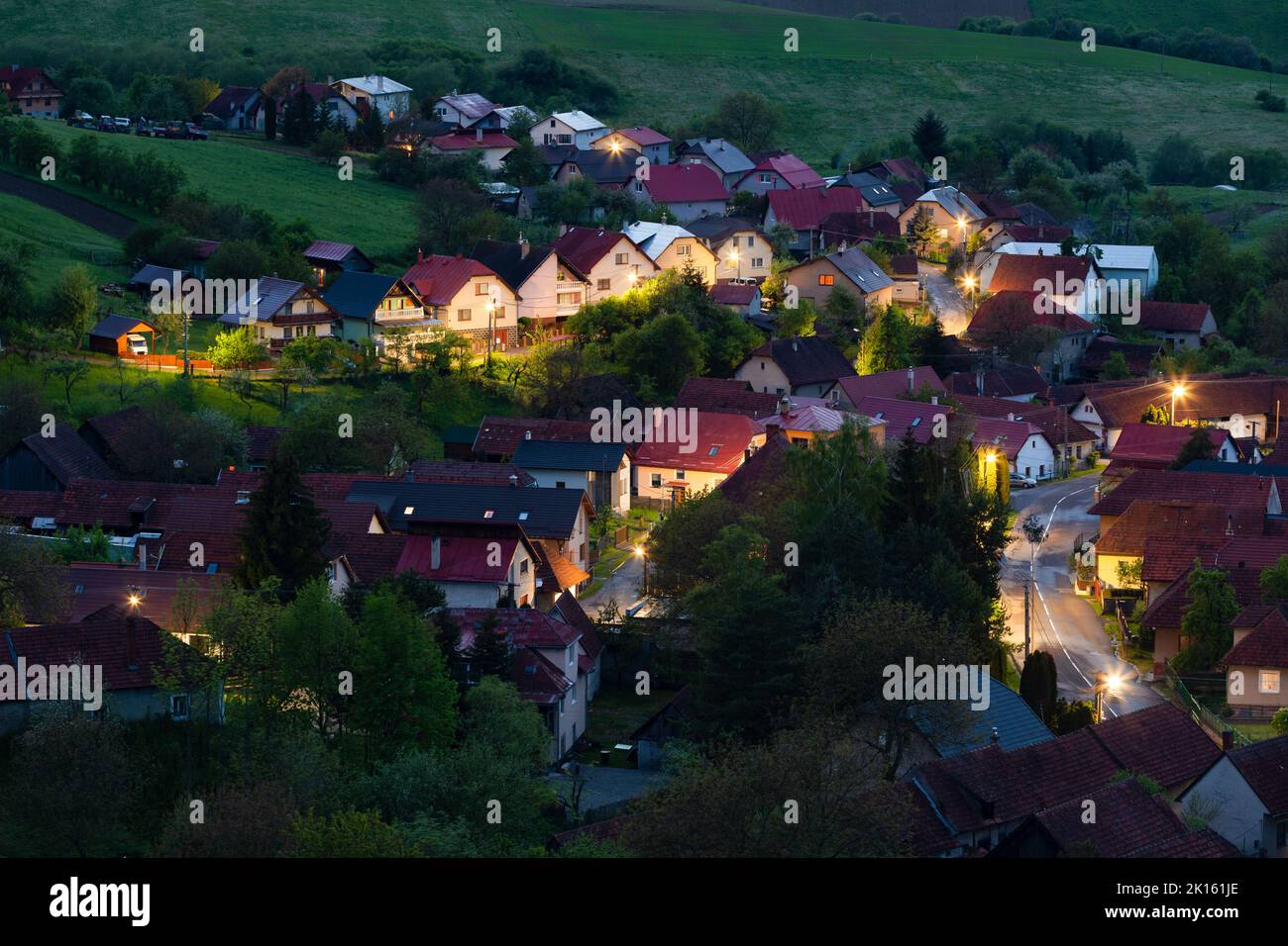 Detail des Dorfes Podhradie in der Region Turiec, Slowakei. Stockfoto