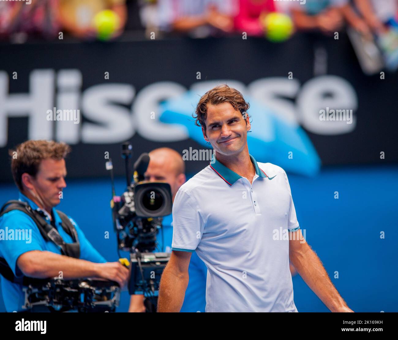 Roger Federer (SUI) stand T. Gabashvili (RUS) beim Tag 6-Spiel bei den Australian Open in Melbournes HiSense Arena gegenüber. Federer gewann gegen Gabaschwili 6-2, 6-2, 6-3. Stockfoto