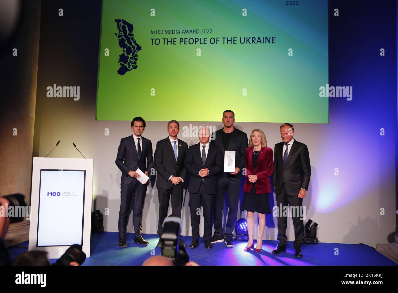 Potsdam, Brandenburg, Deutschland. 15. September 2022. Brandenburg: Medienpreis M100 an das ukrainische Volk ''“ Dr. Wladimir Klitschko nimmt den Preis stellvertretend in Potsdam entgegen. Das Foto zeigt Wladimir Klitschko in der Orangerie im Sanssouci Park in Potsdam. Kredit: ZUMA Press, Inc./Alamy Live Nachrichten Stockfoto