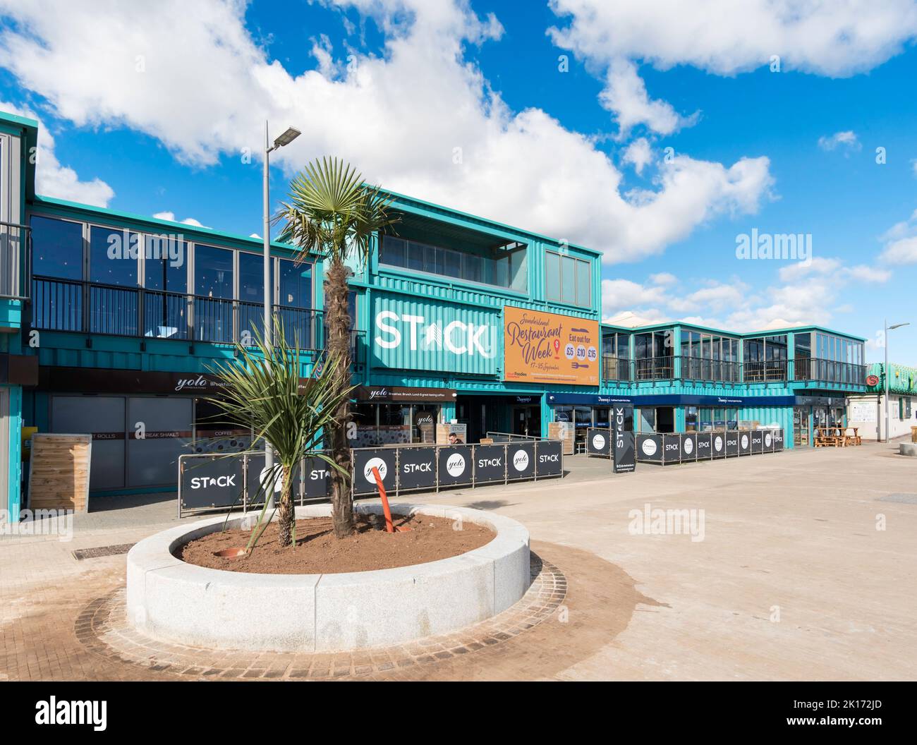 The Stack ein Schiffscontainer baute ein Unterhaltungszentrum in Seaburn, Sunderland, England, Großbritannien Stockfoto