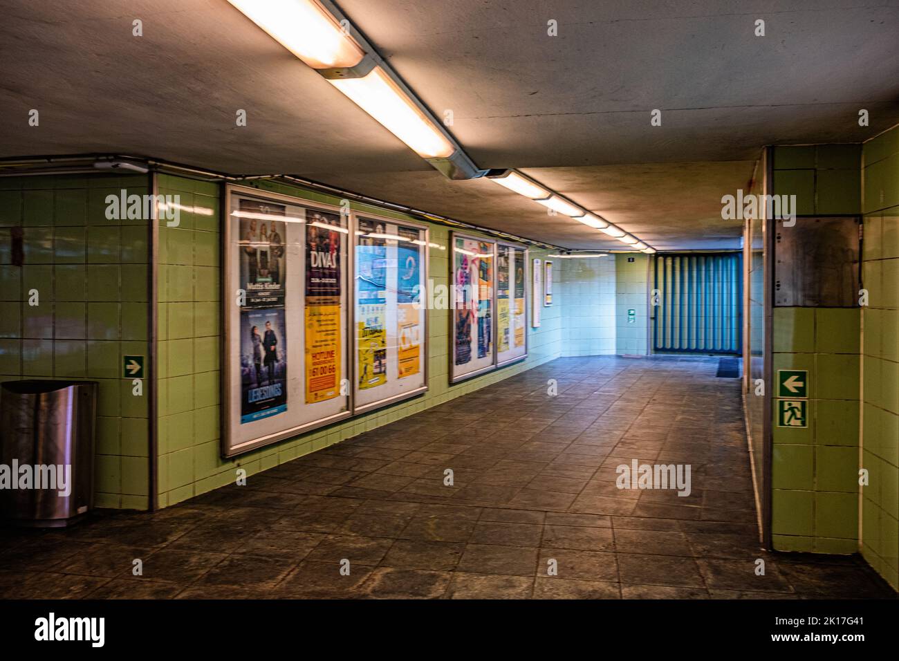 U-Bahn-Station Grenzallee an der Linie U7, Britz, Neukölln, Berlin dieser Bahnhof wurde 1930 eröffnet Stockfoto