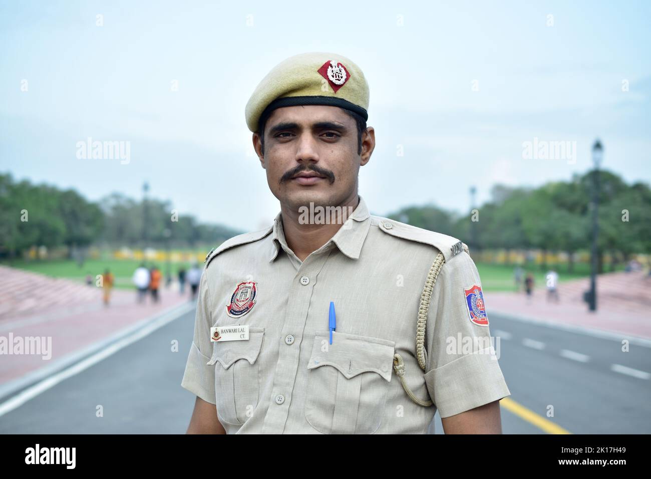 Neu Delhi, Indien - 14. September 2022 : Polizeibeamtporträt in Delhi Stockfoto