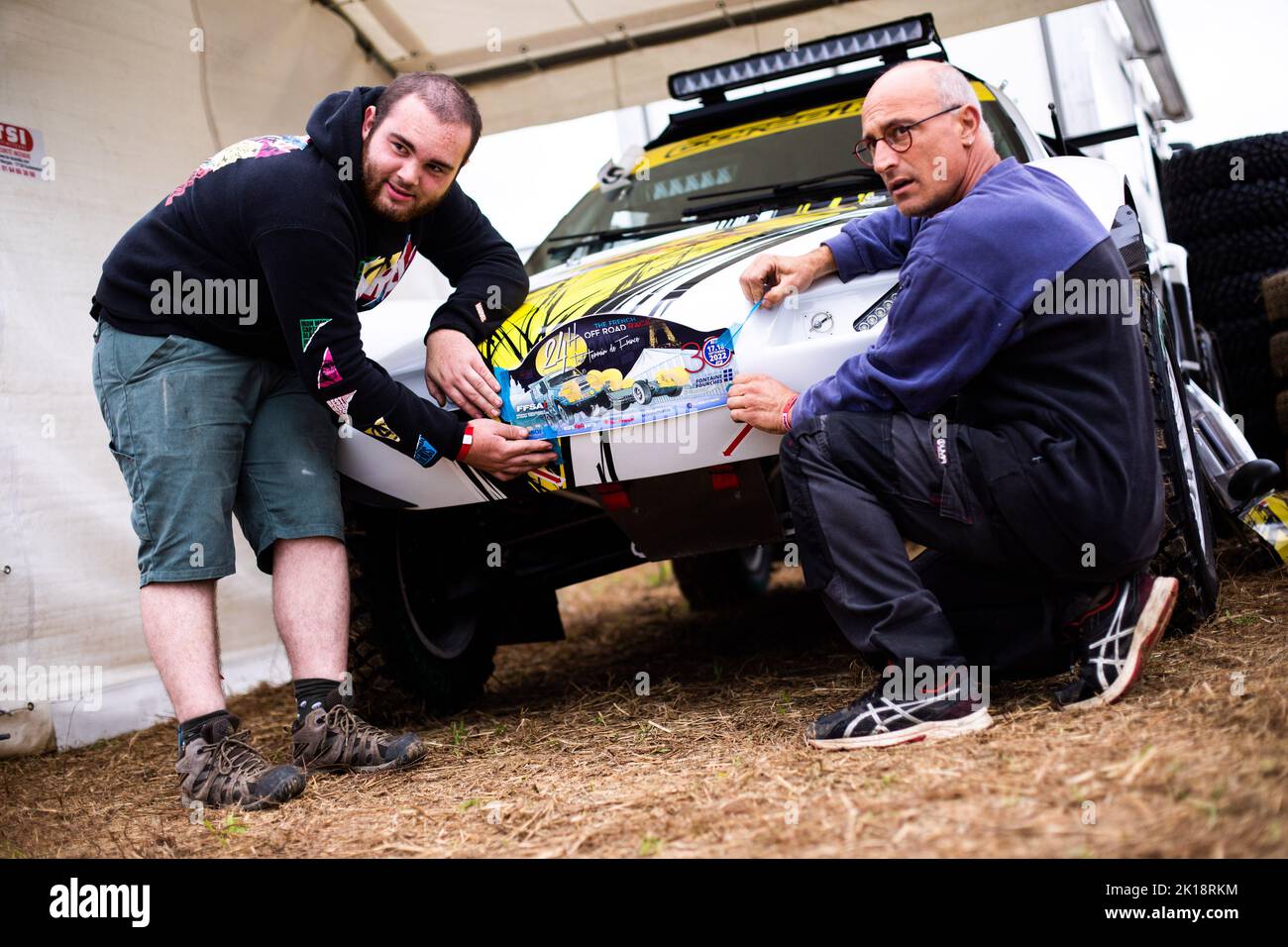 55 DETIENNE Alexis, DUPLÉ Stéphane, DE LA TASTE Loïc, MORIZE Thomas, DS RACING #1 CORSE'R NISSAN T1A 3 , Ambiente während der Ausgabe 30. des 24 Heures Tout Terrain de France, vom 16. Bis 17. September 2022 auf dem Circuit de Fontaine Fourches, in Fontaine-Fourches, Frankreich - Foto Damien Saulnier / DPPI Stockfoto