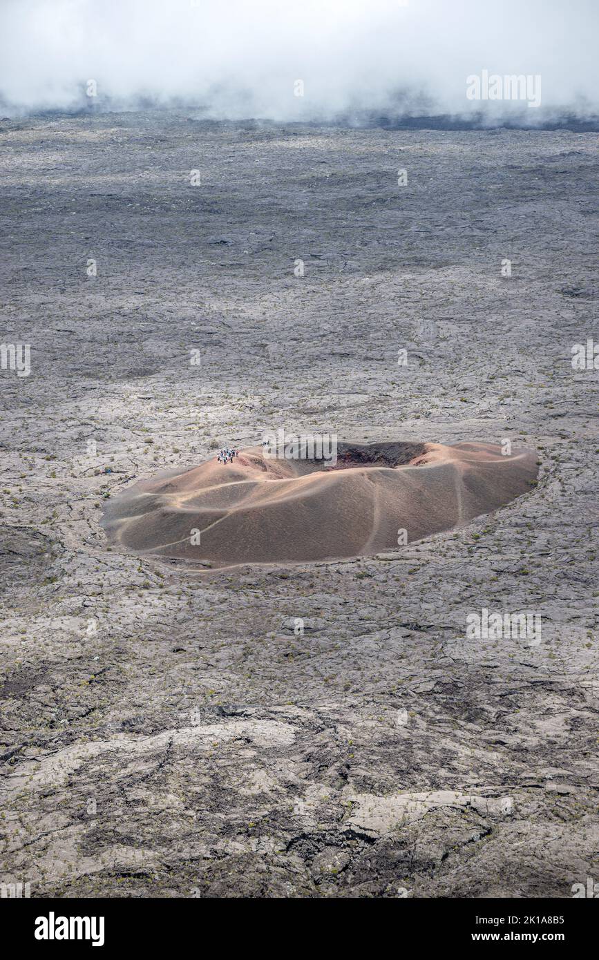 Formica Leo kleiner Krater in der Nähe des aktiven Vulkans Piton de la Fournaise, Insel Réunion, Frankreich Stockfoto