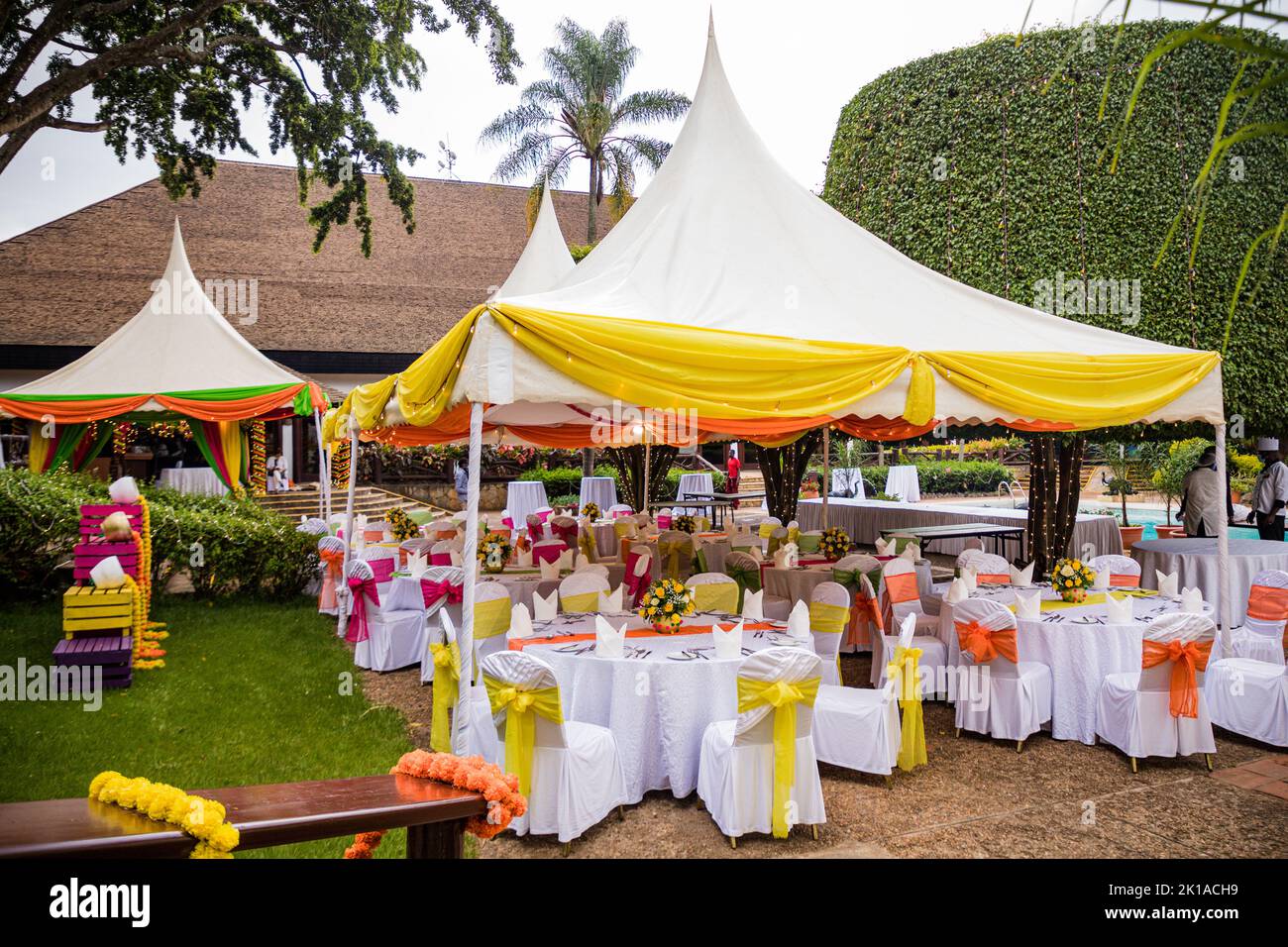 Mehendi Mehndi Sangeet Indische Hochzeitszeremonie Im Manta Pool Safari Park Hotel Und Casino Nairobi City County Stockfoto