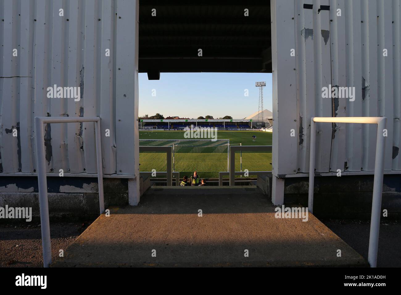 Ein allgemeiner Blick auf das Innere des Stadions während des Spiels der Sky Bet League 2 zwischen Hartlepool United und Crewe Alexandra im Victoria Park, Hartlepool am Dienstag, den 13.. September 2022. (Kredit: Mark Fletcher | MI News) Kredit: MI Nachrichten & Sport /Alamy Live News Stockfoto