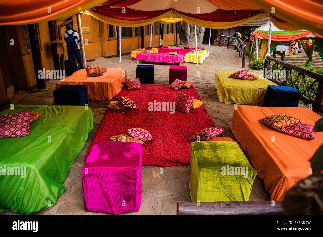 Mehendi Mehndi Sangeet Indische Hochzeitszeremonie Im Manta Pool Safari Park Hotel Und Casino Nairobi City County Stockfoto