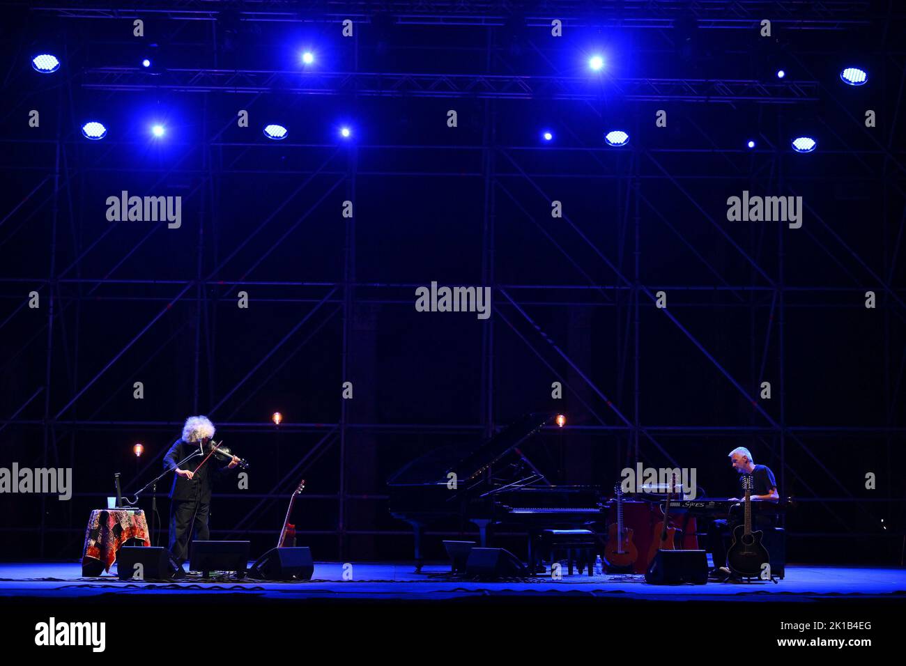 Rom, Italien. 16. September 2022. Angelo Branduardi während des Konzerts Piano e Voce, im Teatro Antico Ostia Antica, 16. Rome 2022, Italy Credit: Independent Photo Agency/Alamy Live News Stockfoto