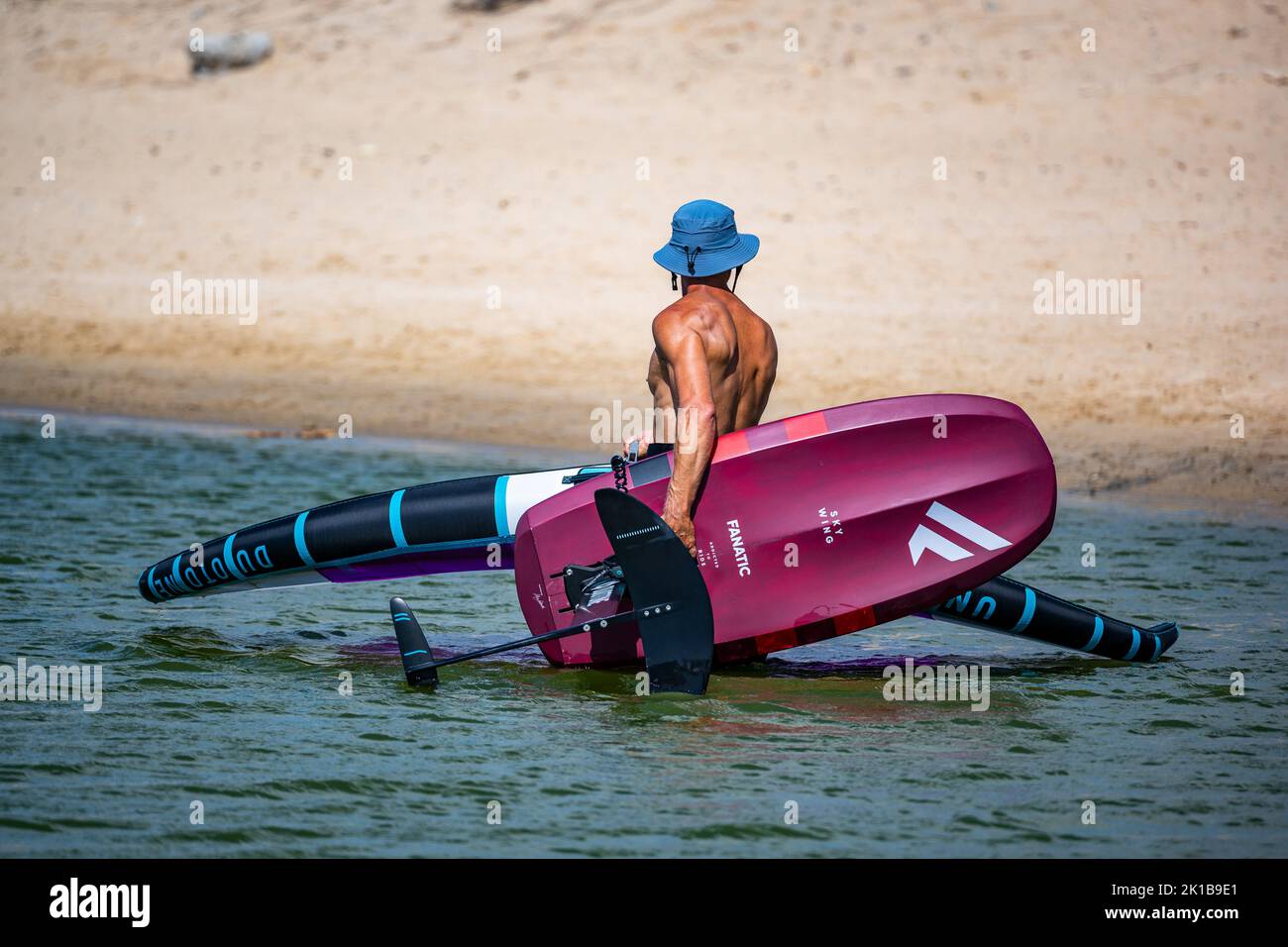 Wassersport am Strand von Tarifa, Spanien. Stockfoto