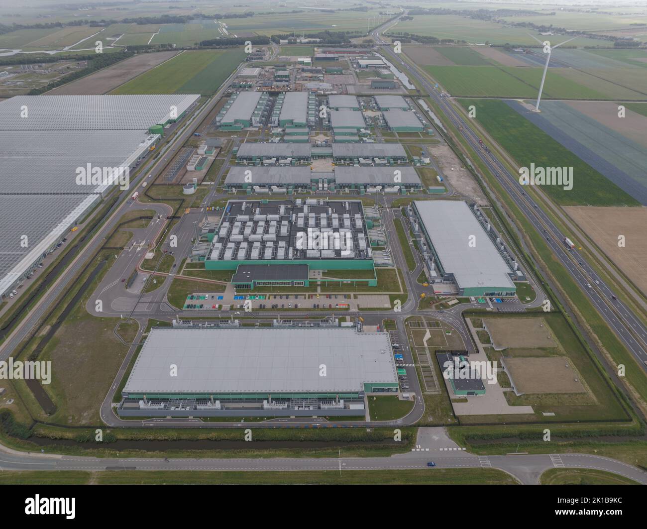 Middenmeer , 29.. August 2022, Niederlande. Rechenzentrum von Microsoft AMS06 in Hollands Kroon. IT-Ausstattung Stockfoto