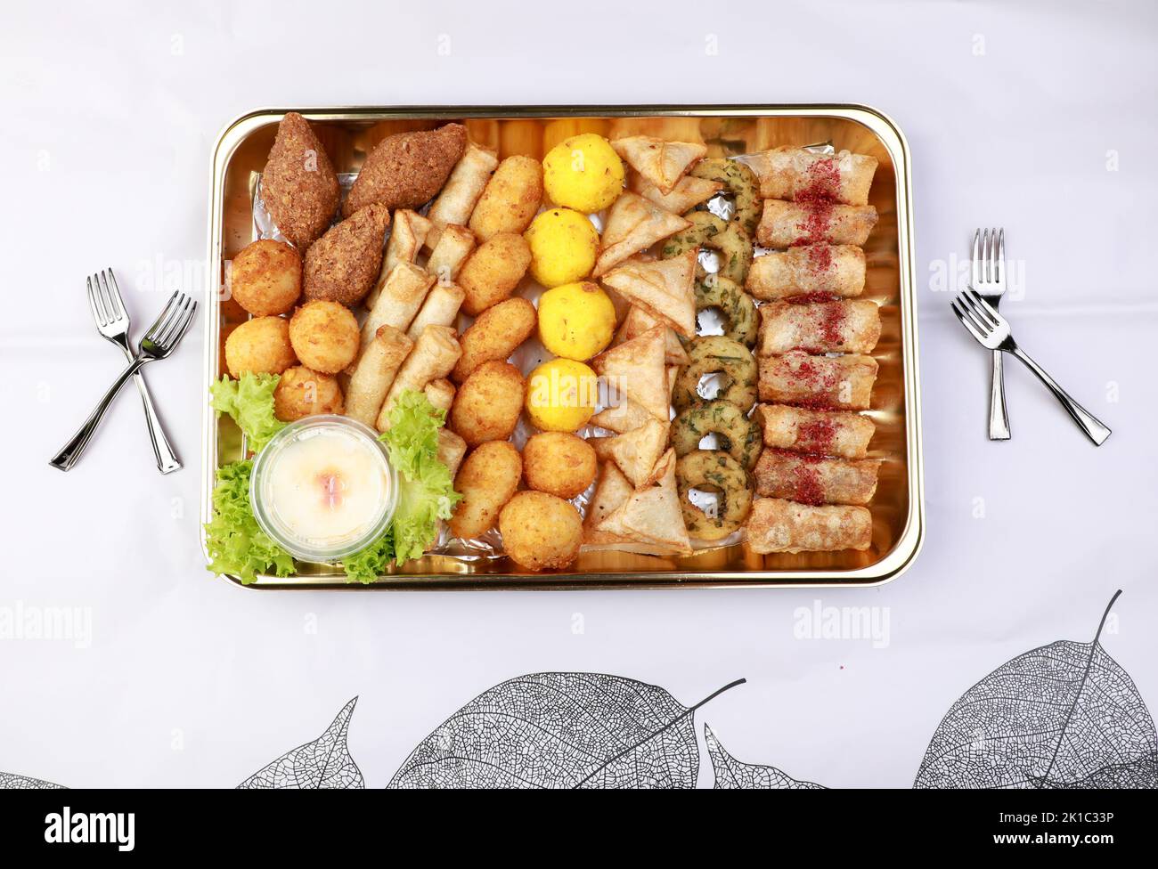 Nahöstliches Arabisches Samosa Kibbeh-Essen Stockfoto