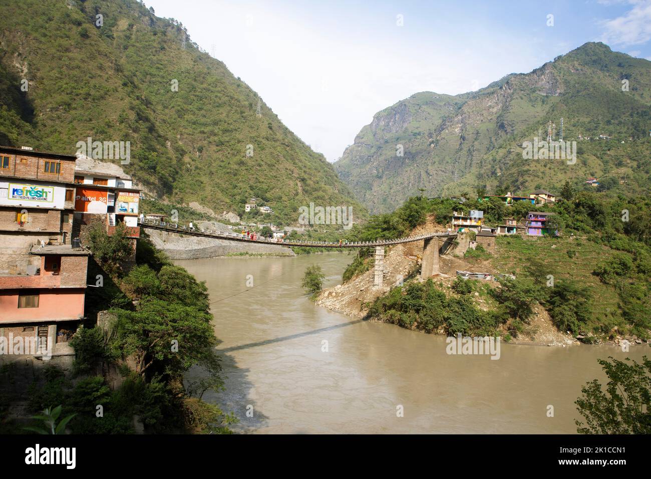 Anogi Suspension Bridge über den Beas River, Himachal Pradesh, Indien Stockfoto