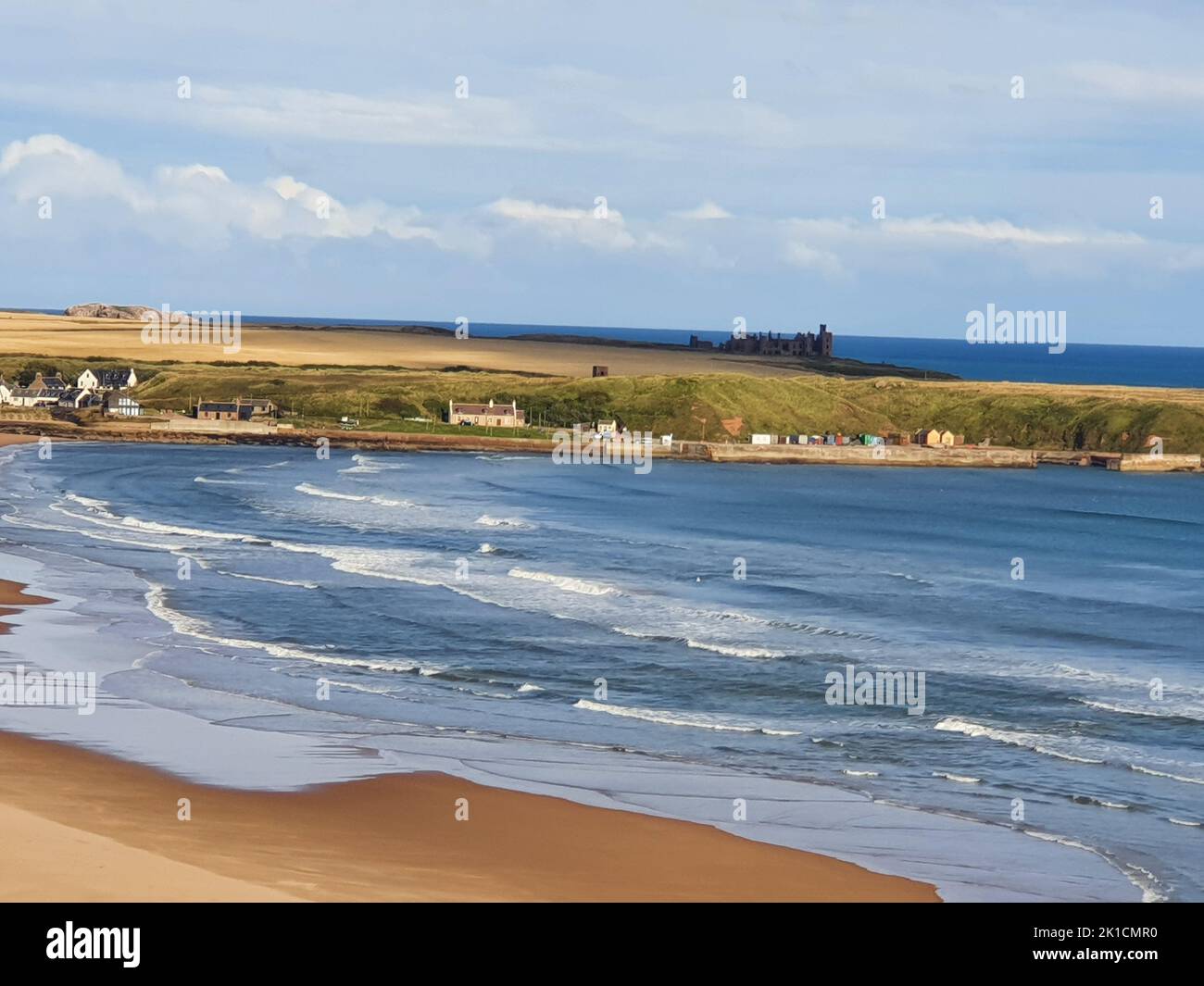 Eine fantastische Aussicht auf die Cruden Bay in Schottland Stockfoto