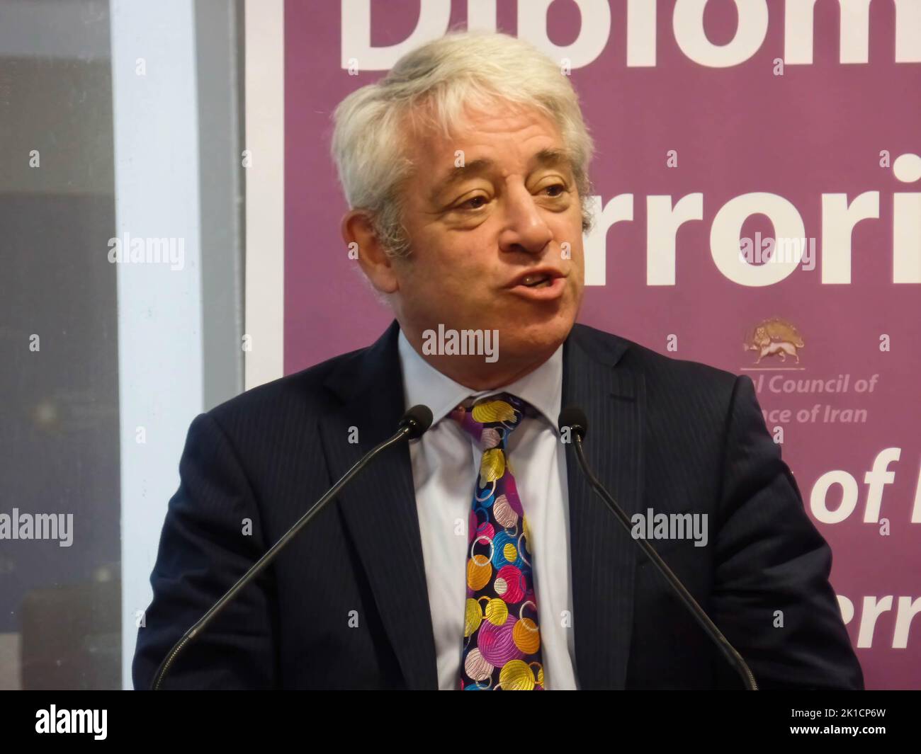 Brüssel, Belgien. 16. September 2022. Der ehemalige Sprecher des britischen Unterhauses, John Bercow, spricht während der Konferenz. Der Nationale Widerstandsrat des Iran (NCRI) hat ein neues Buch "Diplomatischer Terrorismus, Anatomie des iranischen Staatsterrors" veröffentlicht, das die Details eines vereitelten Bombenanschlags des iranischen Regimes ans Licht bringt, der zum Zentrum eines globalen Konflikts geworden ist. Kredit: SOPA Images Limited/Alamy Live Nachrichten Stockfoto