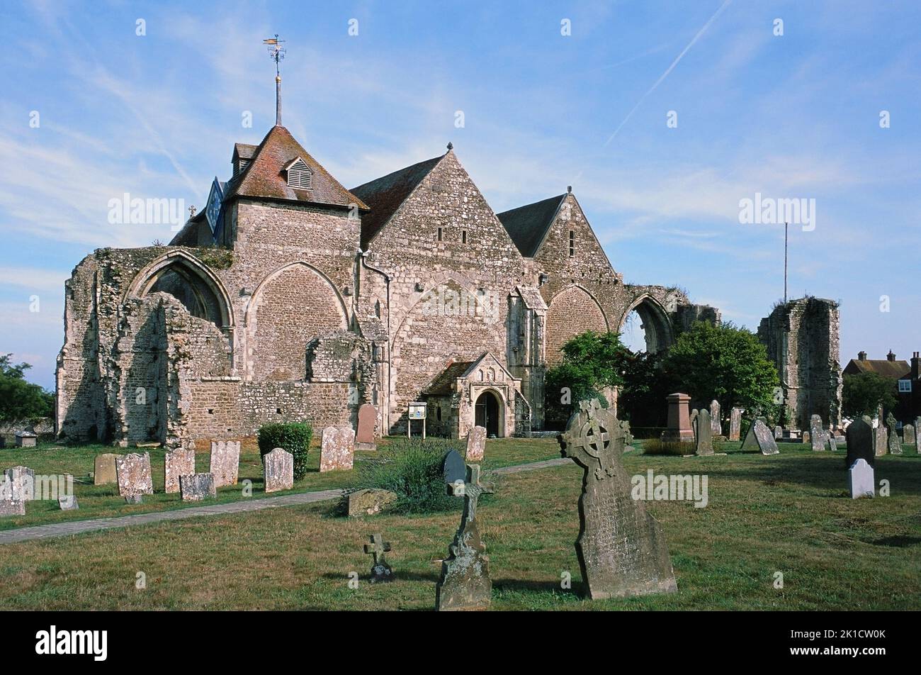 Die alte Kirche des heiligen Thomas des Märtyrers aus dem 13.. Jahrhundert in Winchelsea, East Sussex, Südostengland Stockfoto