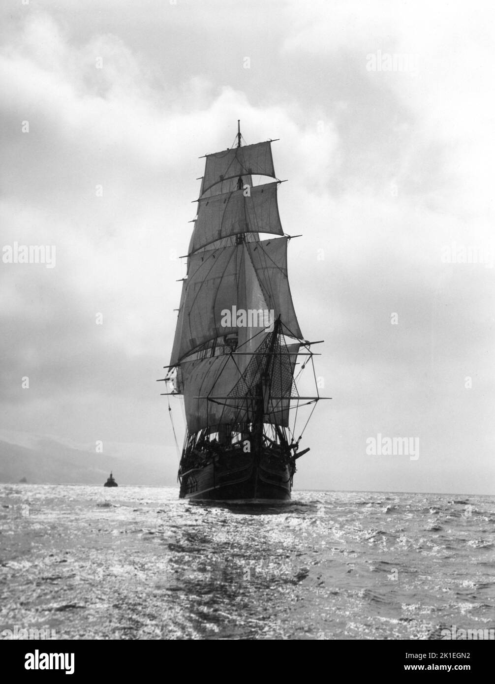 H.M.S. Bounty Nachbildung Schiff vor der Südkalifornischen Küste in der Nähe von Santa Catalina Island während Drehort der MEUTEREI AUF DER BOUNTY 1935 Regisseur FRANK LLOYD Buch Charles Nordhoff und James Norman Hall Metro Goldwyn Mayer Stockfoto