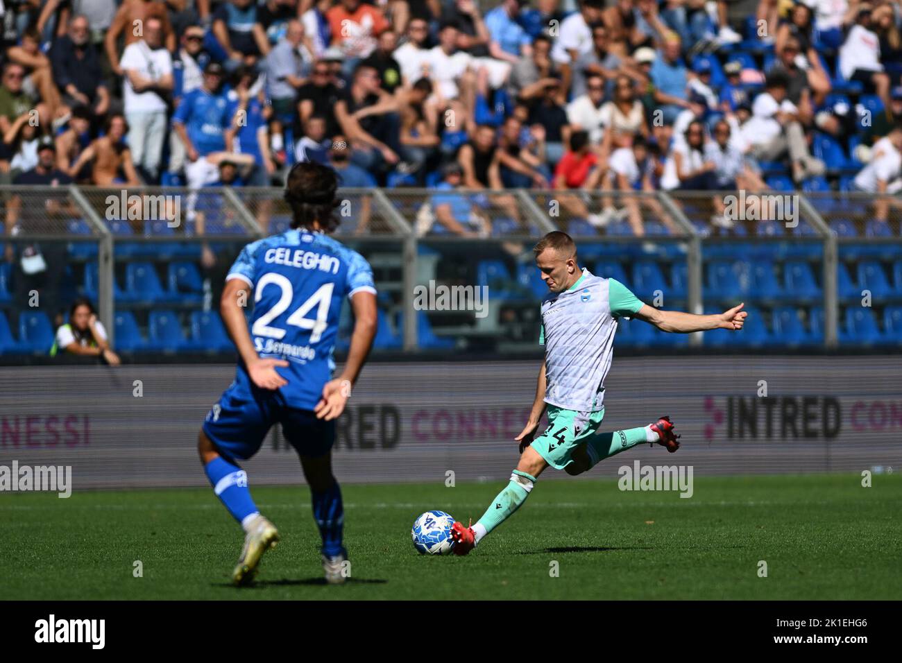 Como, Italien. 17. September 2022. Lorenzo Maria Dickmann (Spal) in Aktion während Como 1907 gegen SPAL, Italienisches Fußballspiel der Serie B in Como, Italien, September 17 2022 Quelle: Independent Photo Agency/Alamy Live News Stockfoto