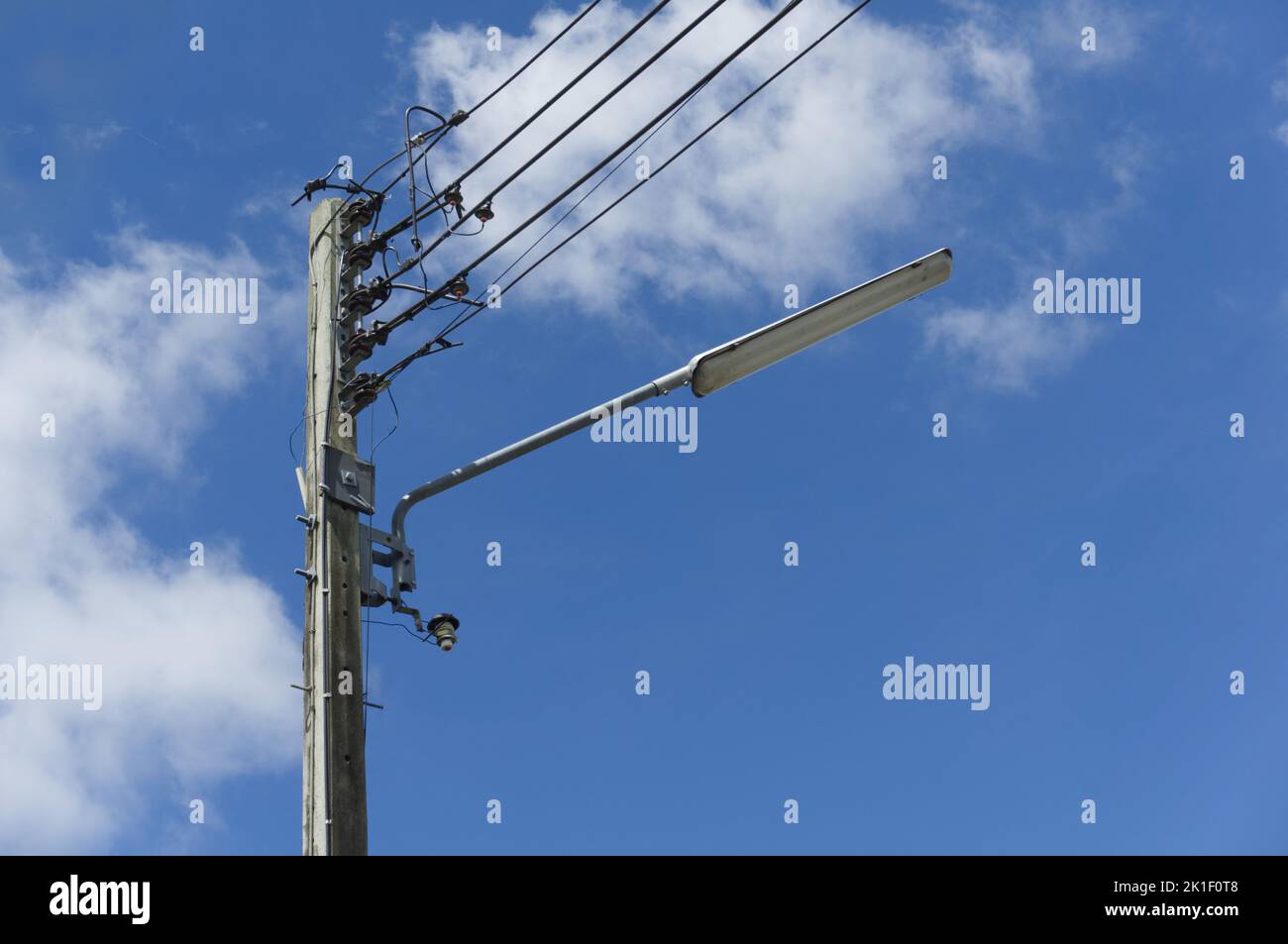 Straßenlaternen werden in Thailand manipuliert. Stockfoto