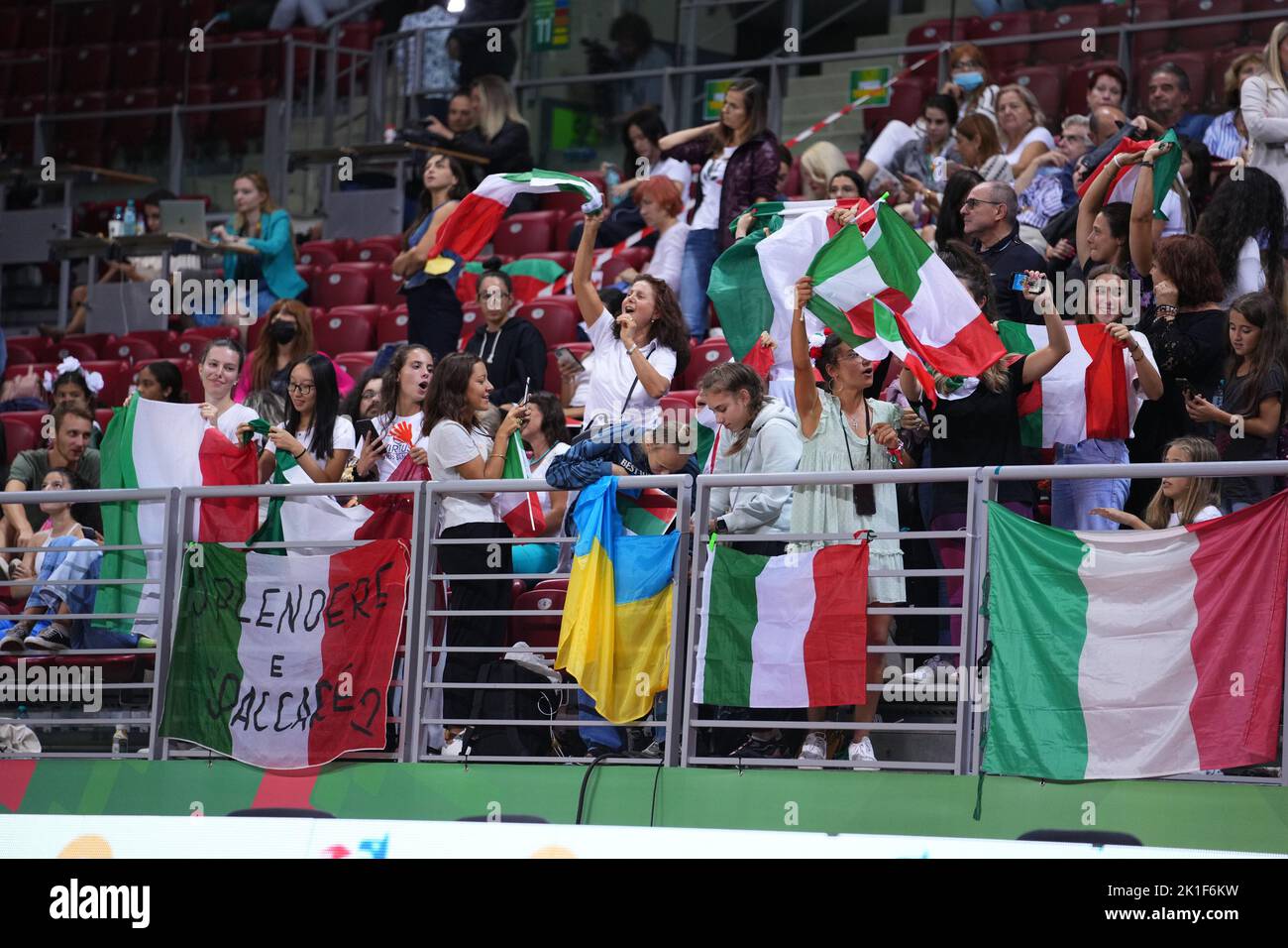 Unterstützer Italien während der Rhythmischen Gymnastik-Weltmeisterschaft 2022 day4, Gymnastik in Sofia, Bulgarien, September 17 2022 Stockfoto